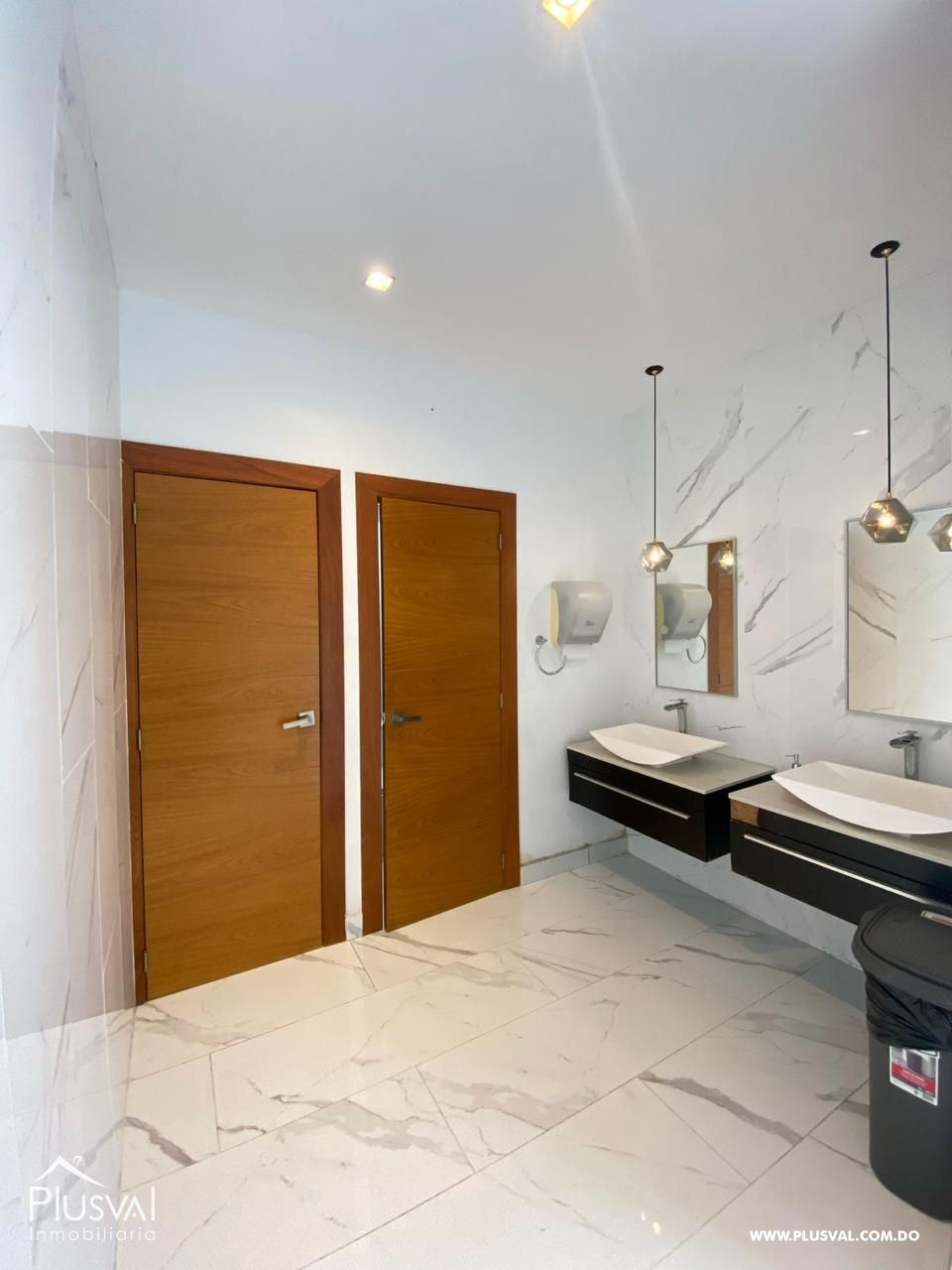 Amplio apartamento en Venta con Vista al mar y areas sociales 438804
