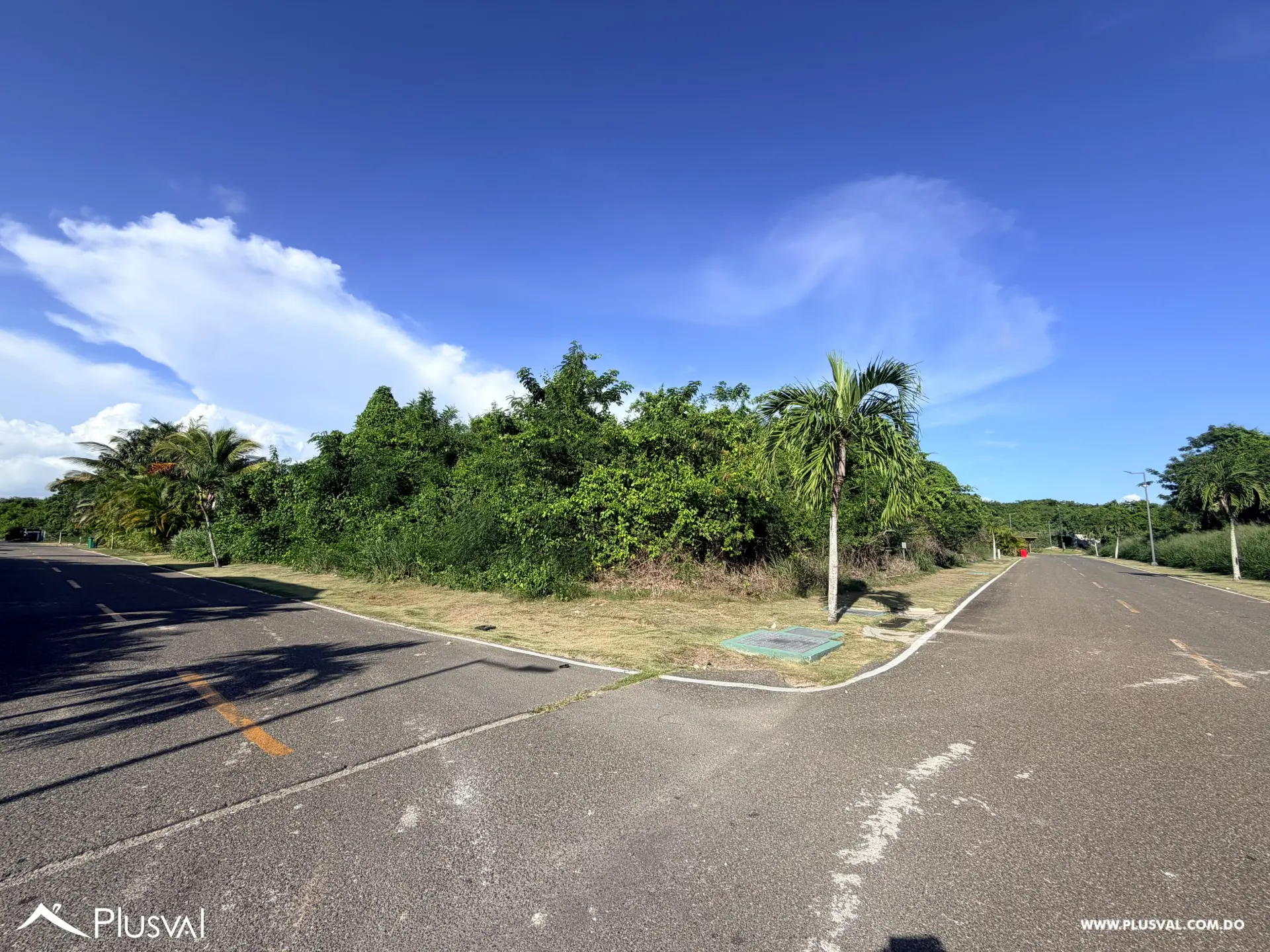 Venta Solar de esquina Playa Nueva Romana 530285