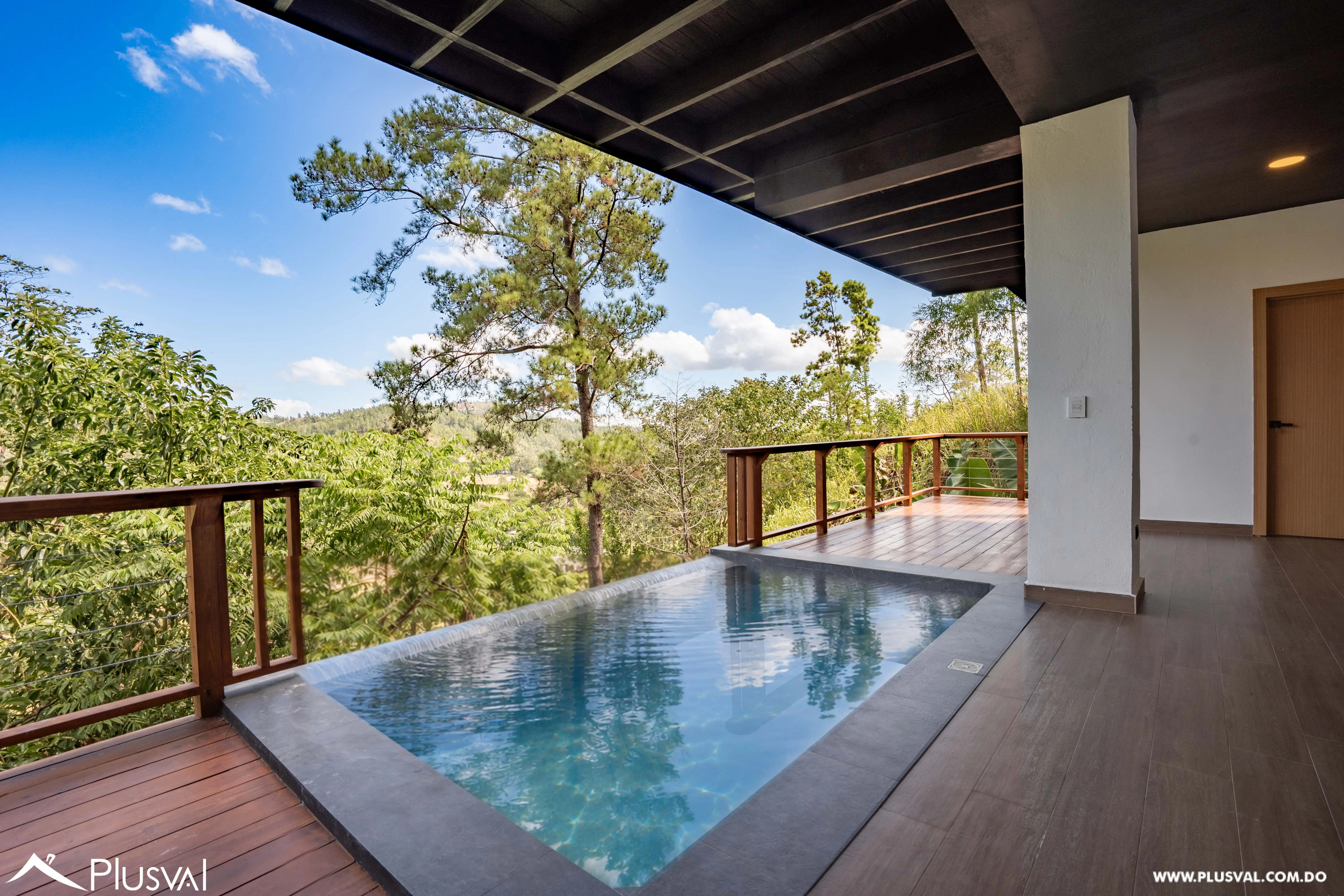 Villa de 2 niveles en Jarabacoa en venta a estrenar 530503
