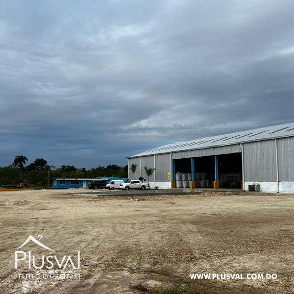 Solar en Venta con nave central en el Sector del Higuero 358181