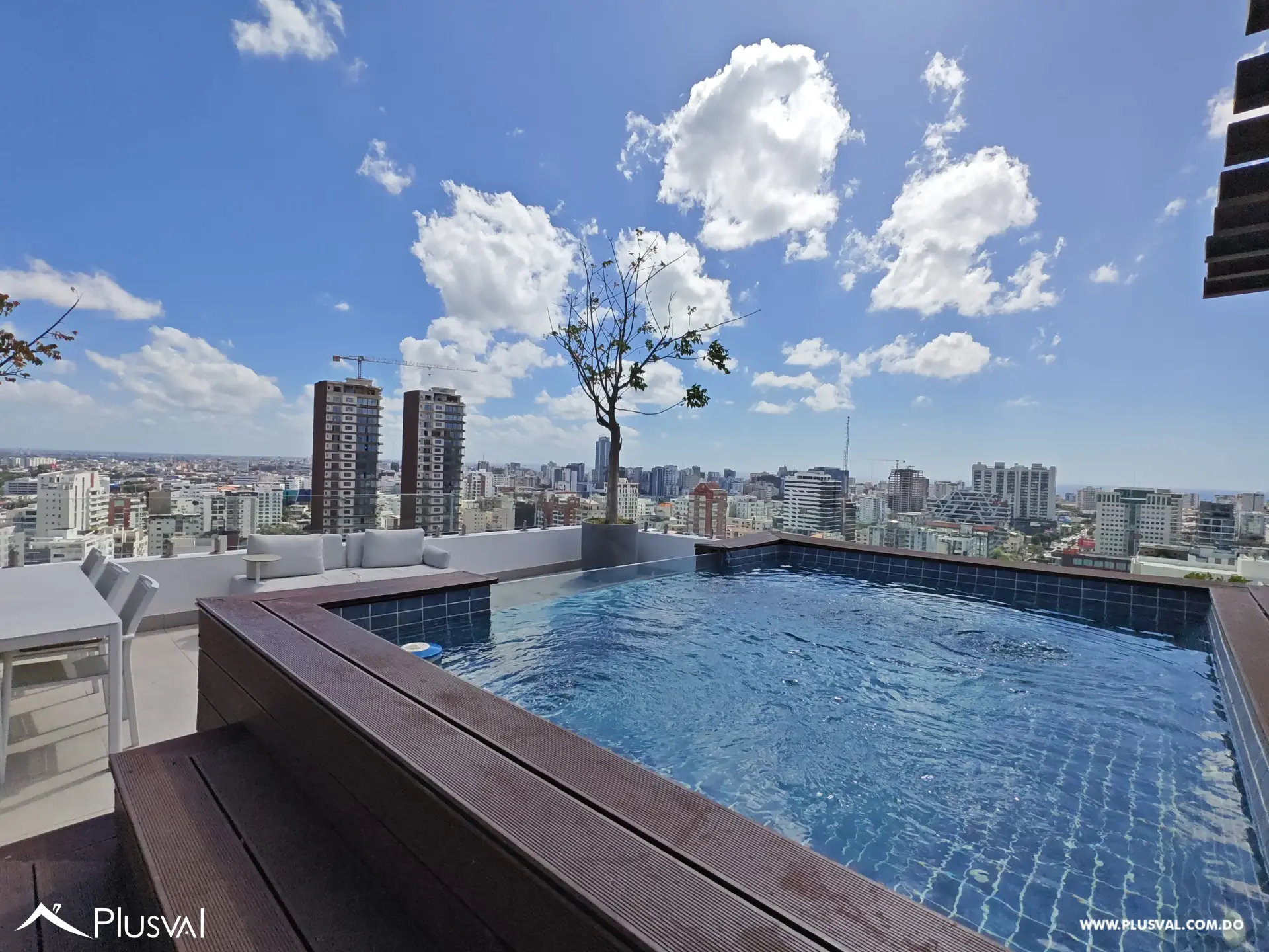 Lujoso apartamento amueblado de 2 Habitaciones en alquiler, en la mejor zona de Piantini 520433