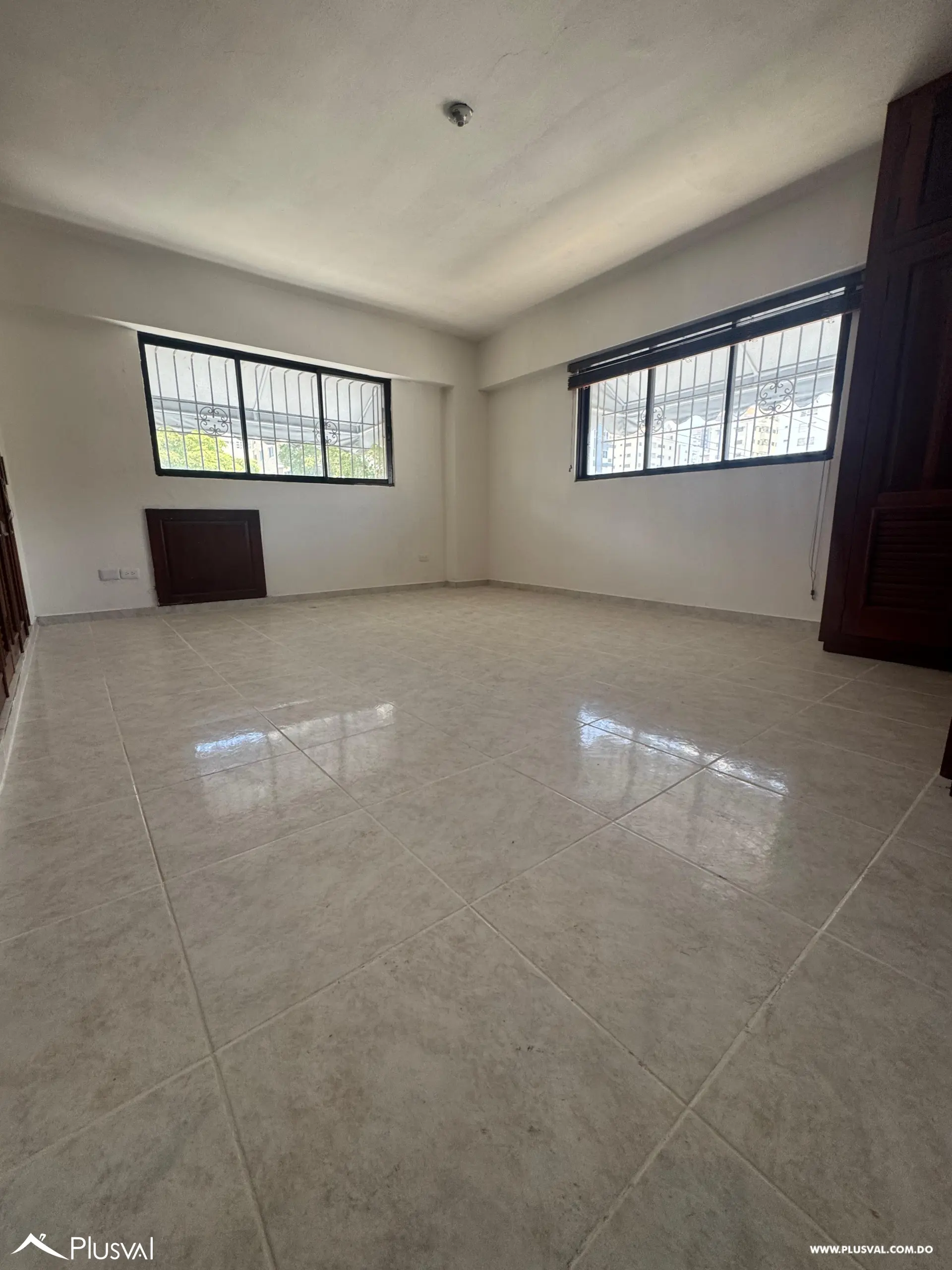 Venta de apartamento clasico en Paraíso 461394