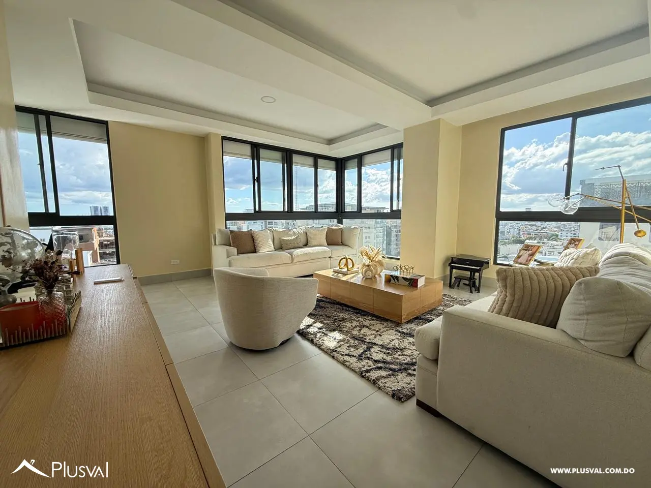 Amplio e iluminado penthouse en exclusiva zona de Evaristo Morales 487419