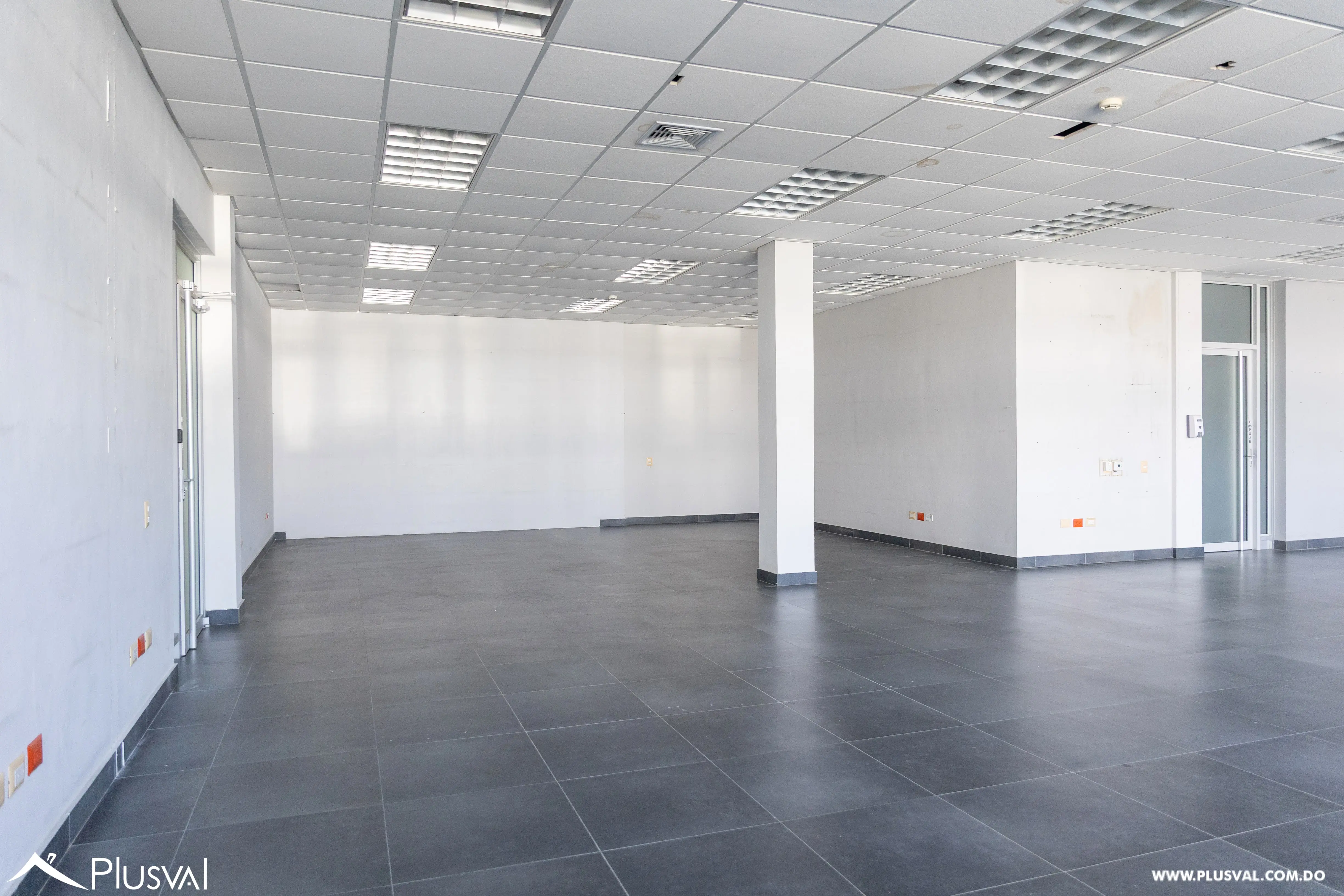 Edificio Comercial En Alquiler 491405