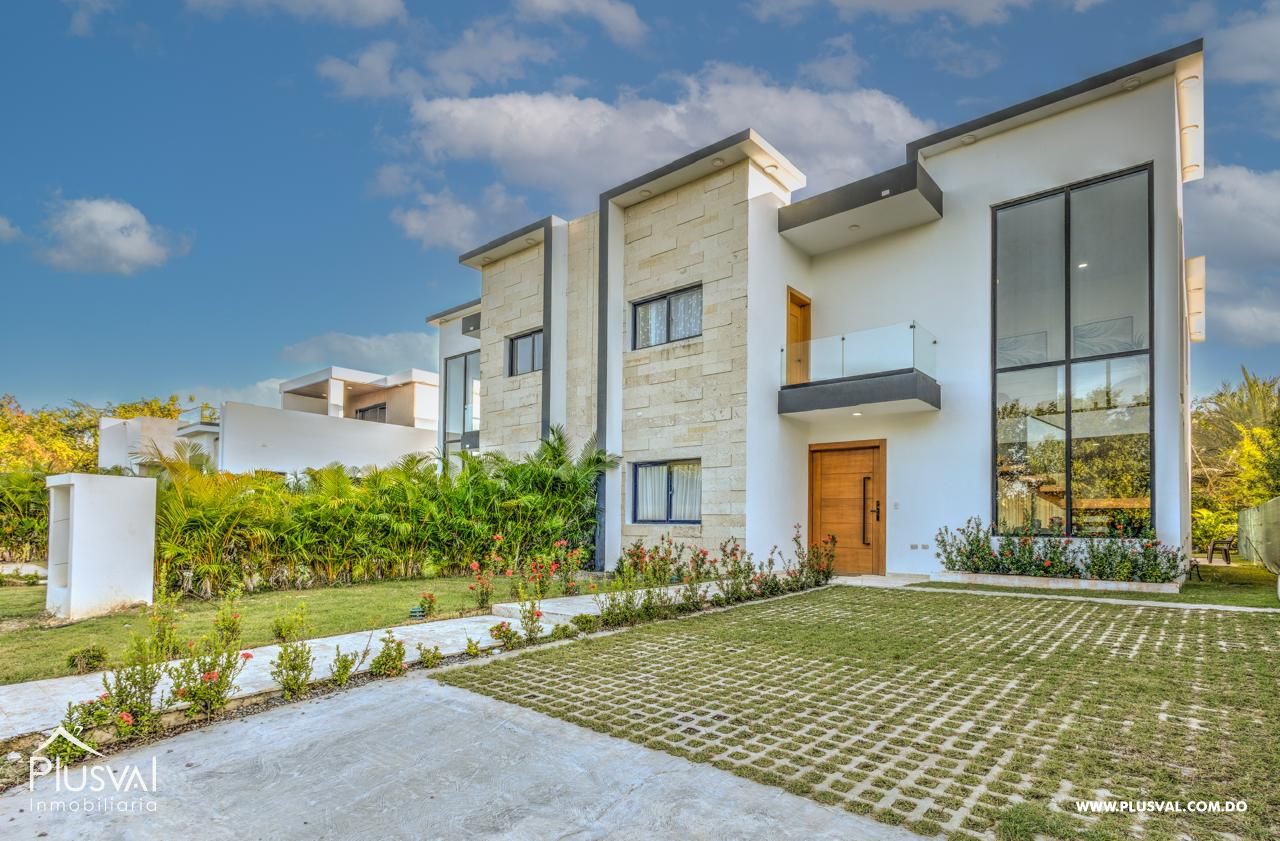 Villa en venta en playa nueva La Romana totalmente amueblada 439001