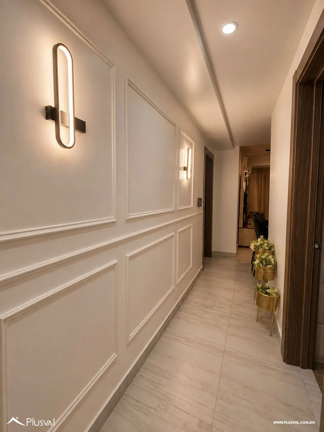 Elegante apartamento amueblado en venta, ubicado en Evaristo Morales. 530240