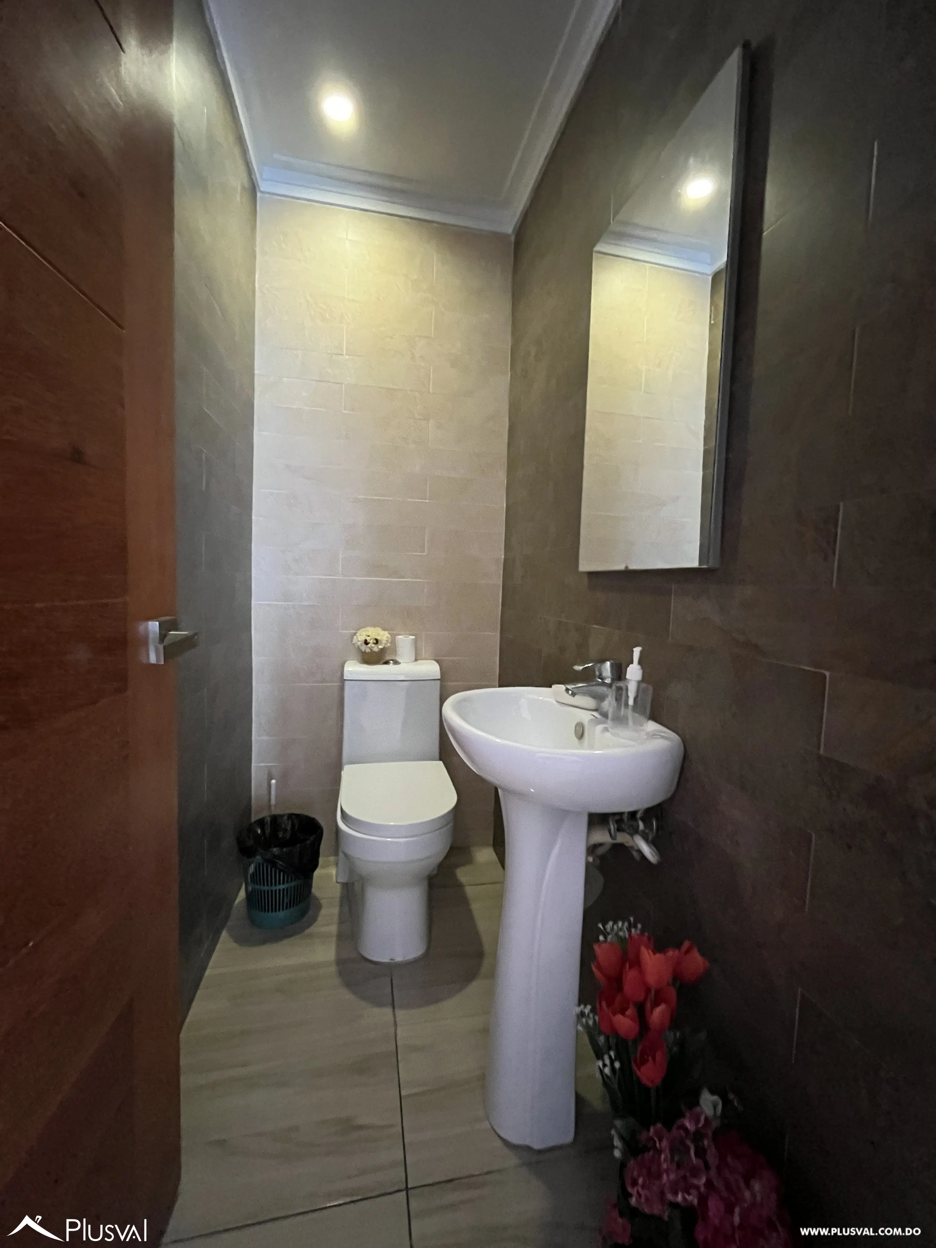 Acogedora casa de 4 habitaciones en Colinas del Oeste 500057