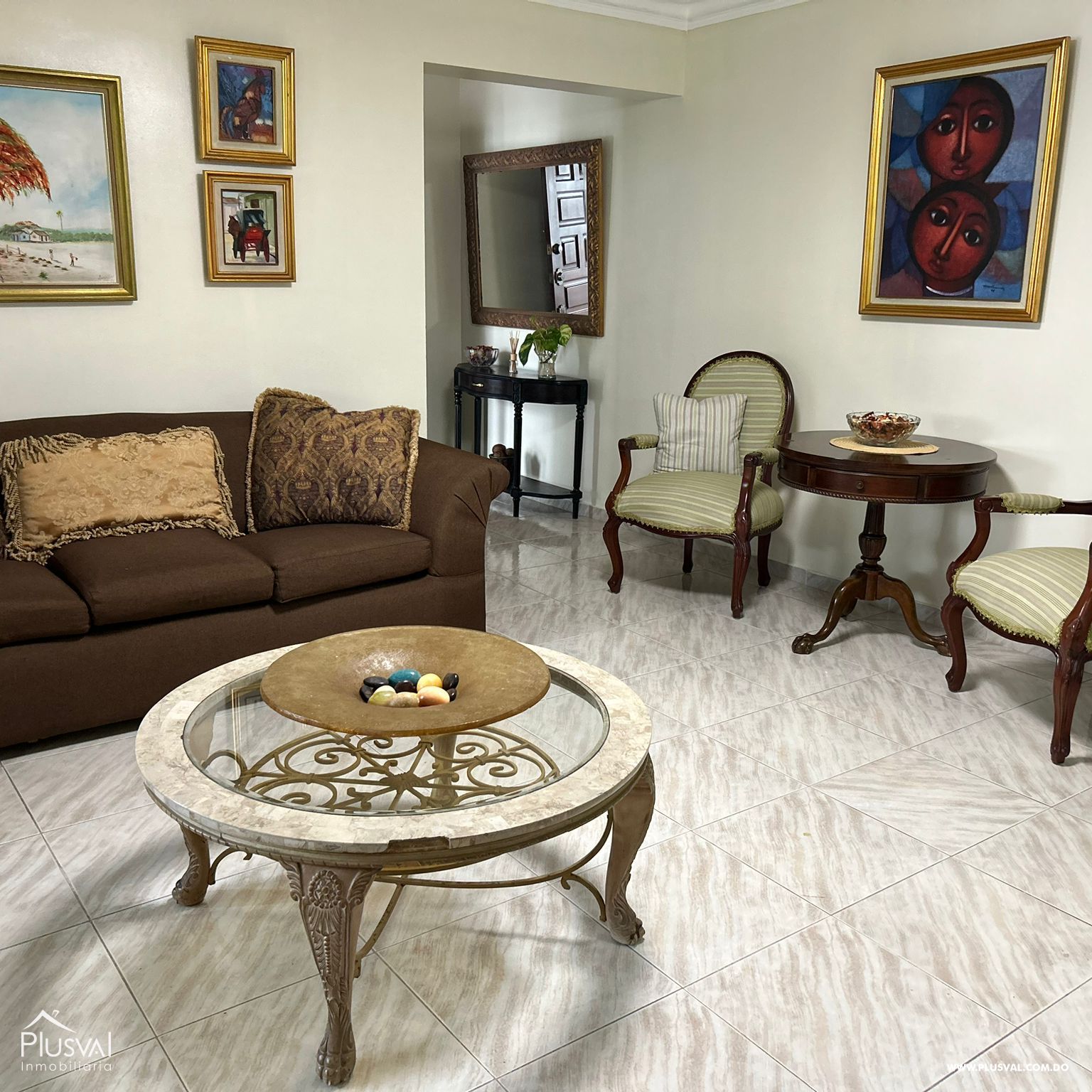 Alquiler de Apartamento Clásico de 3 Habitaciones Amueblado en Piantini 504778