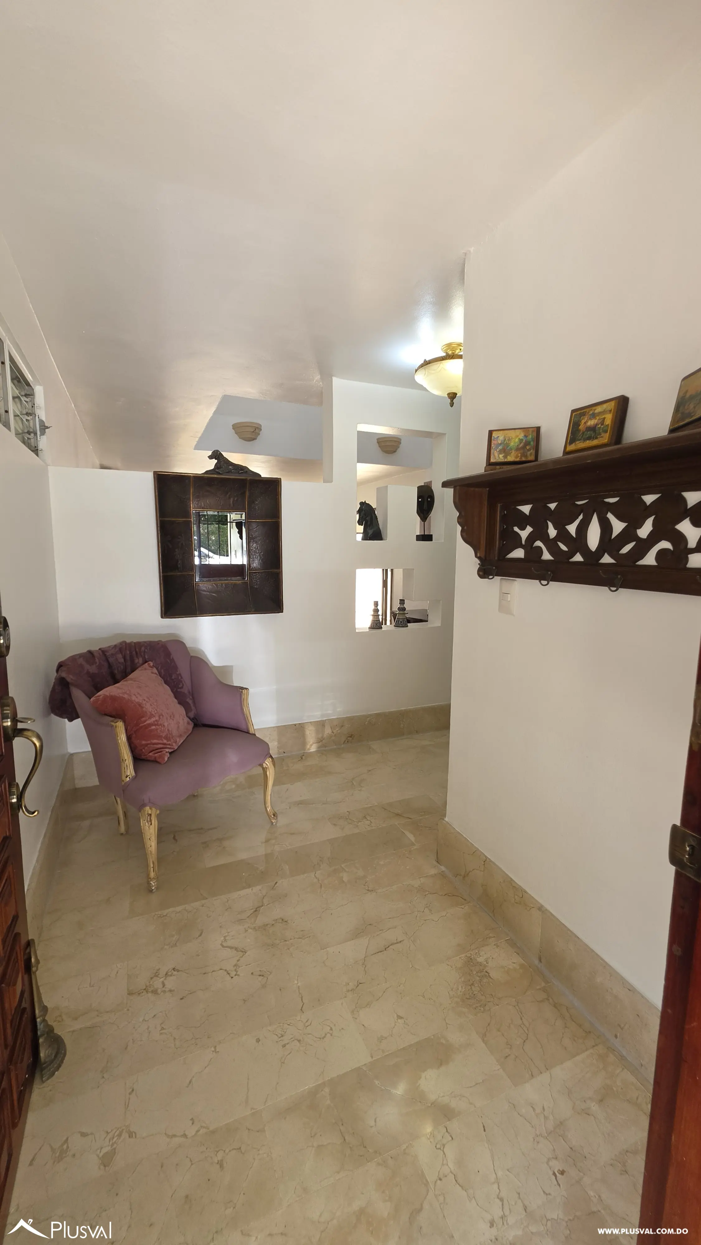 Buscas Espacio, Tranquilidad y Ubicación Céntrica: La Casa Ideal para tu Familia", La Esperilla 521308