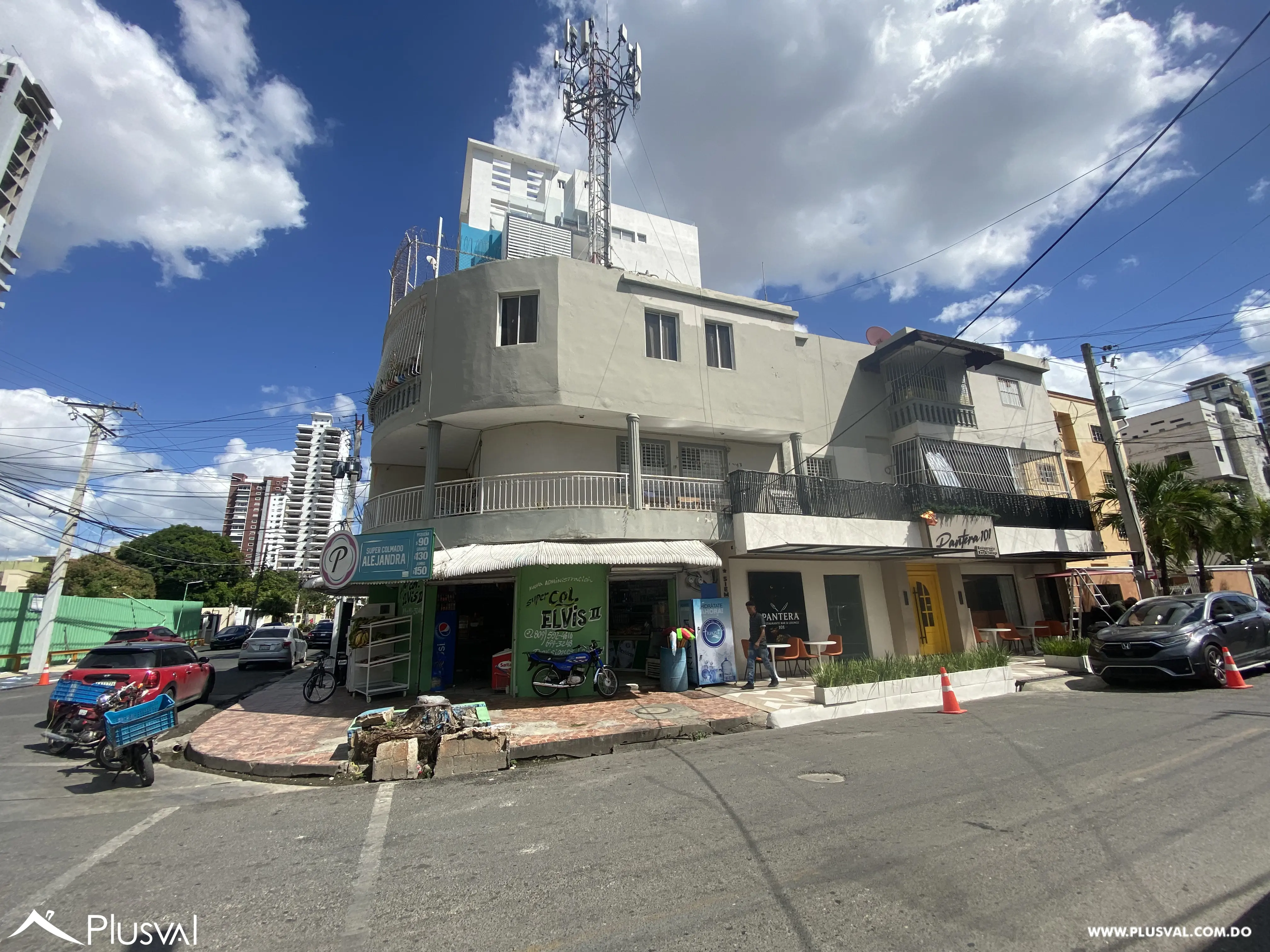 VENTA Edificio Comercial / Residencial bien ubicado en Alma Rosa I. 489922