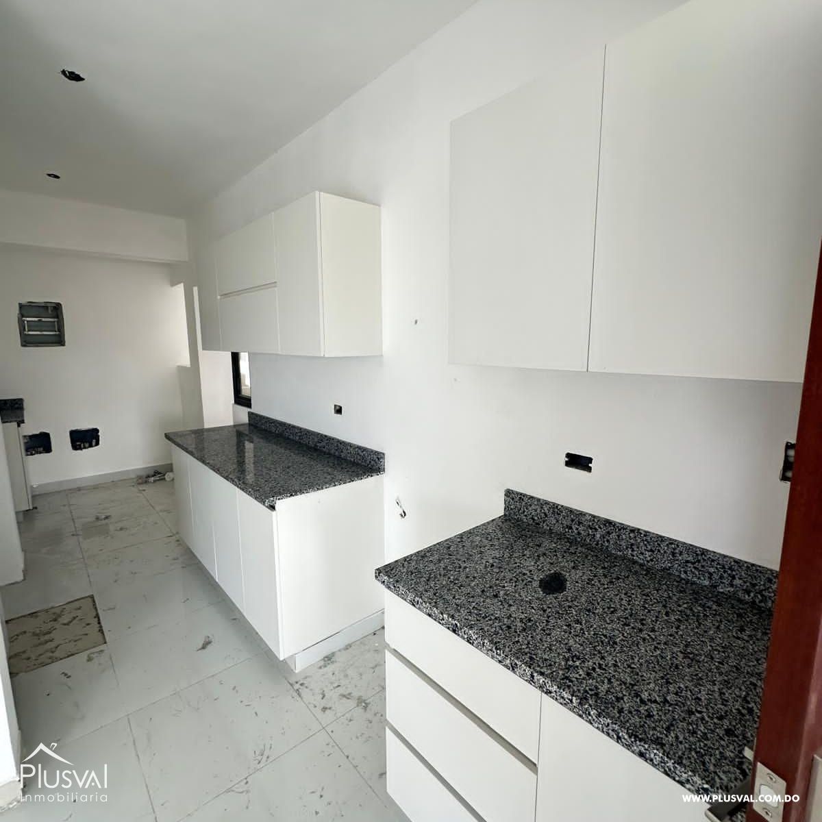 Apartamentos de 2 y 3 habitaciones a 5 minutos de la playa. 365008