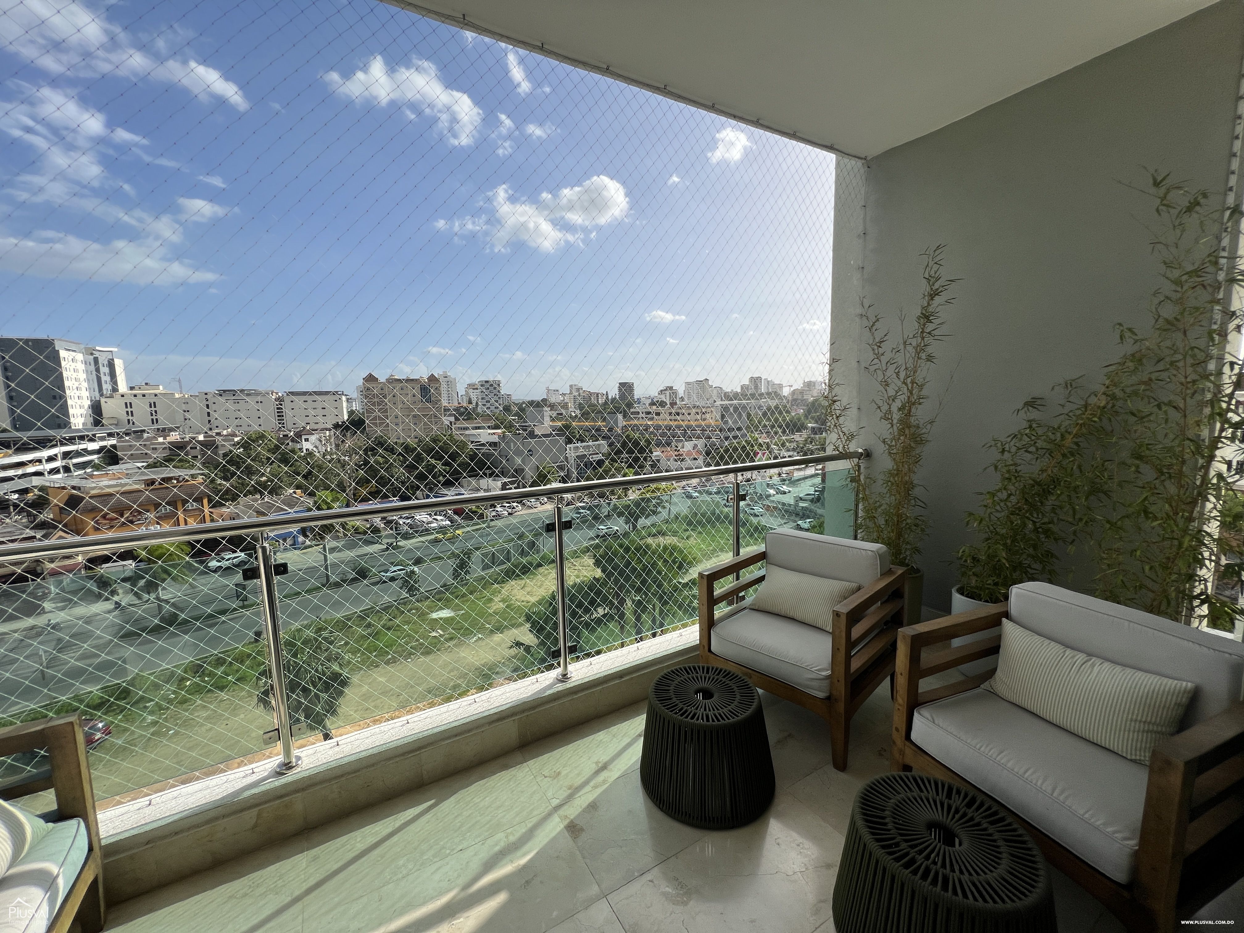 Impresionante  y Amplio Apartamento en Venta en Zona Exclusiva de Santiago. 238815