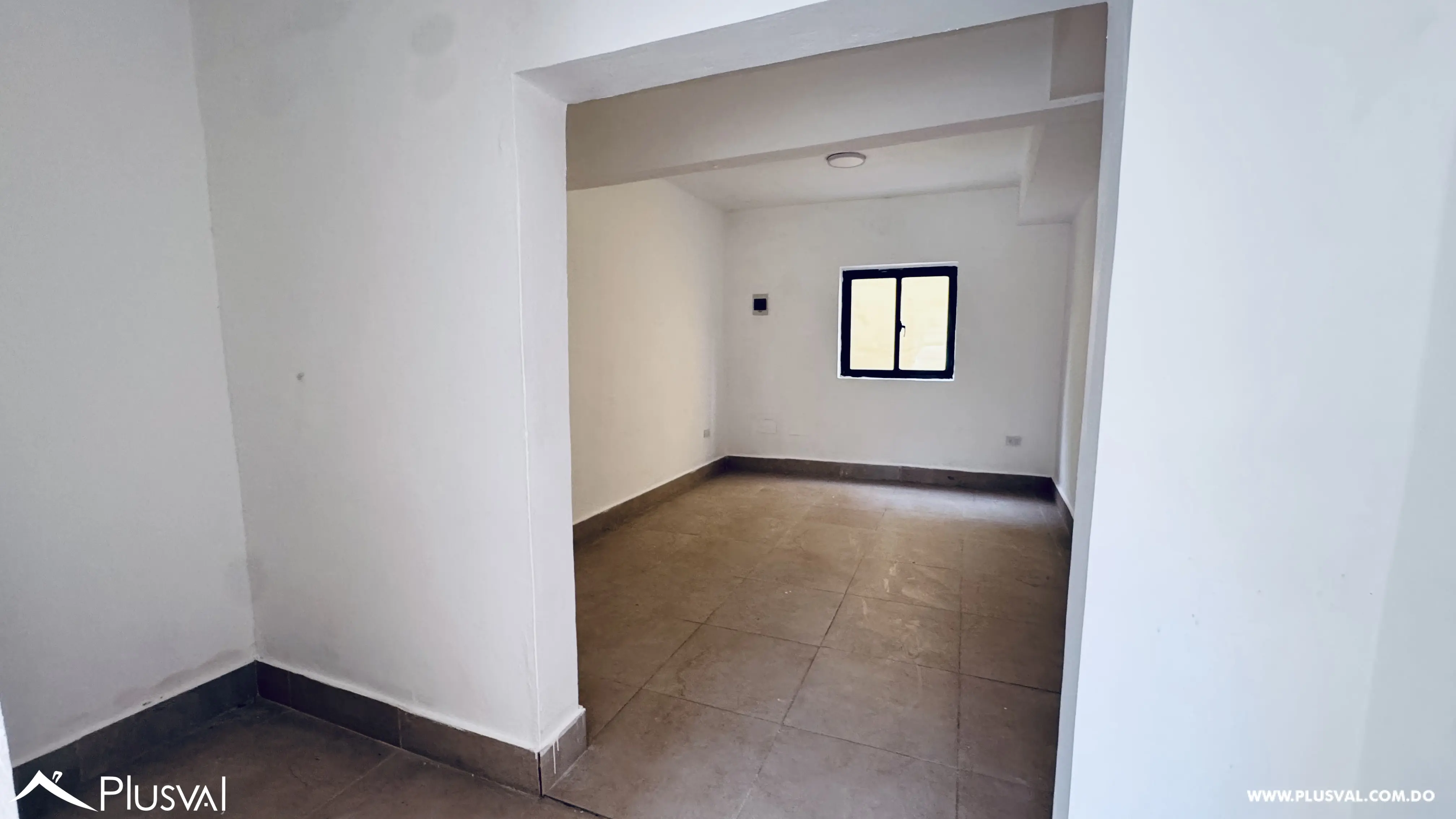 Amplio local comercial 474877