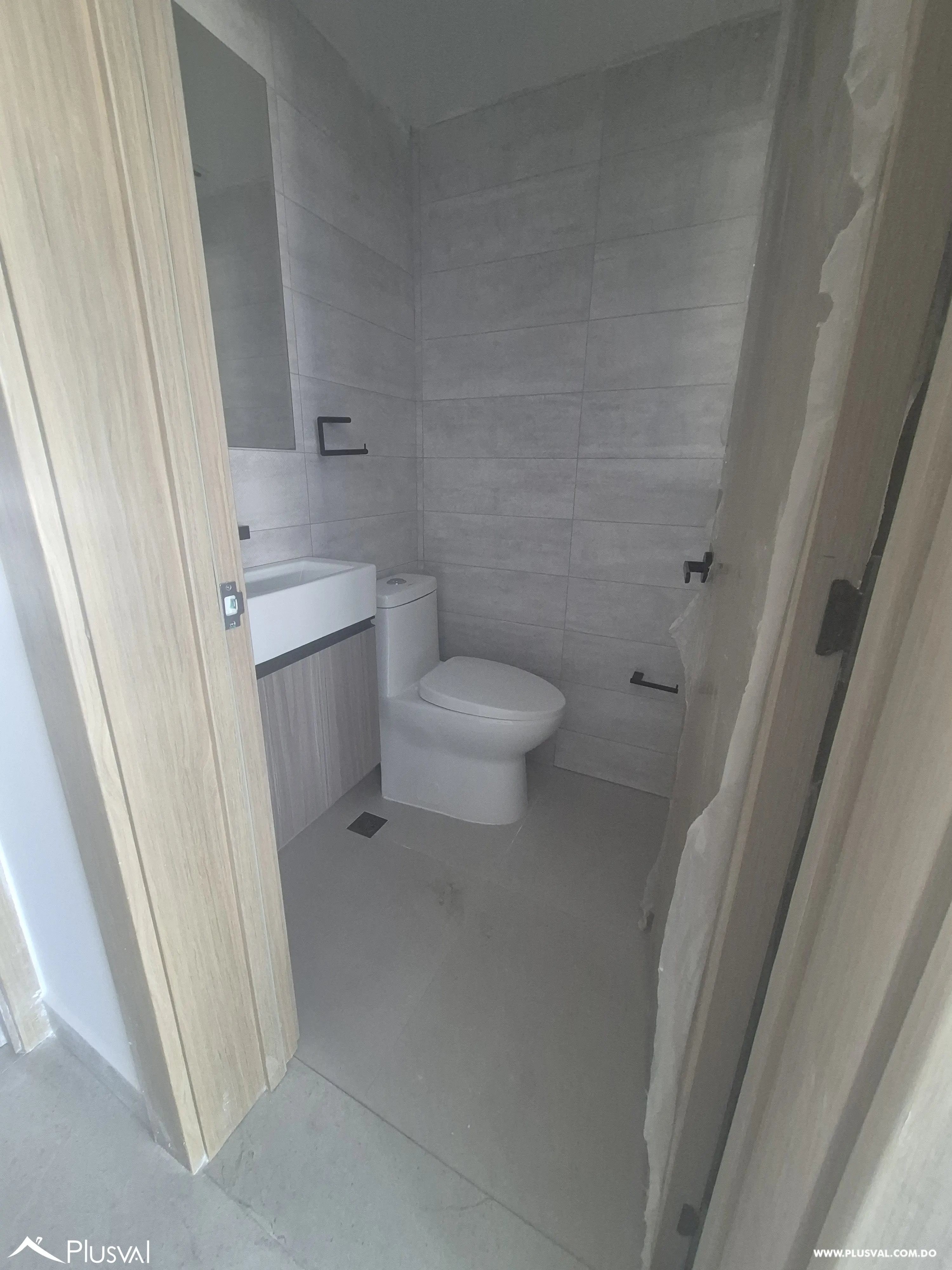 APARTAMENTO EN VENTA EVARISTO MORALES EN TORRE MODERNA, A PASOS DE LA CHURCHILL 460163