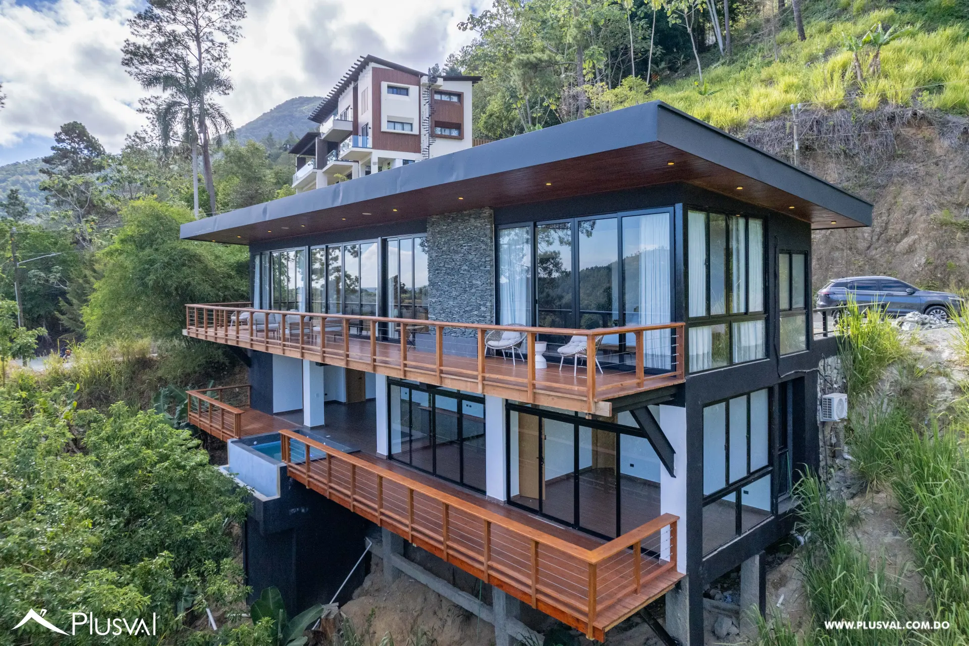 Villa de 2 niveles en Jarabacoa en venta a estrenar 530491