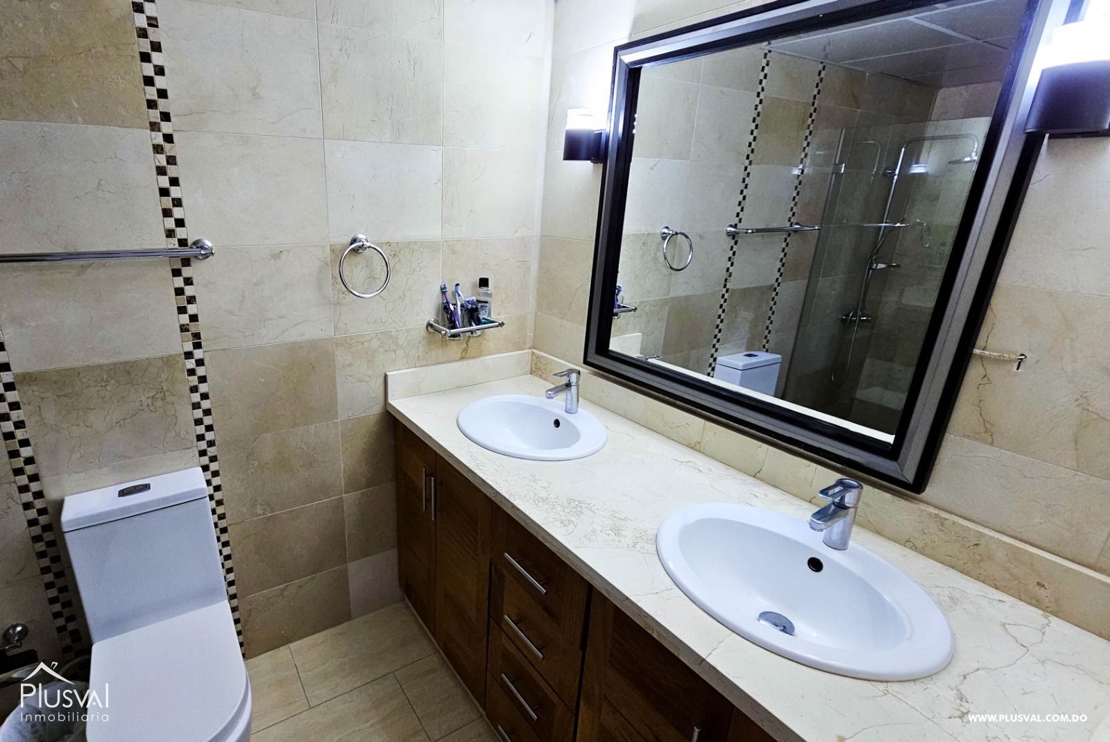 Apartamento Amueblado en Alquiler en Evaristo Morales 320207