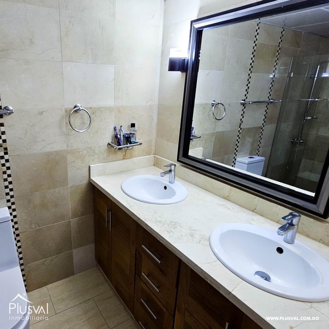 Apartamento Amueblado en Alquiler en Evaristo Morales 320207