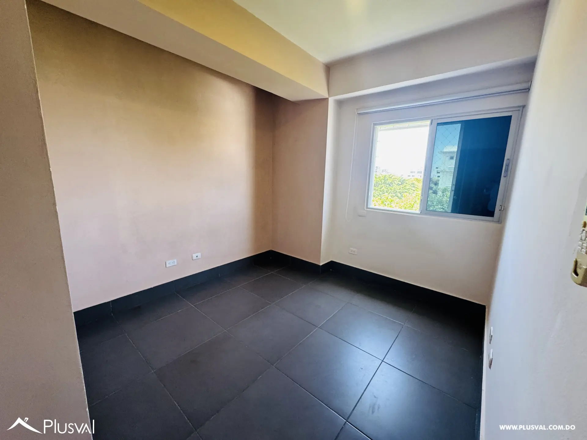 Amplio Penthouse en venta con terraza privada y jacuzzi 511311