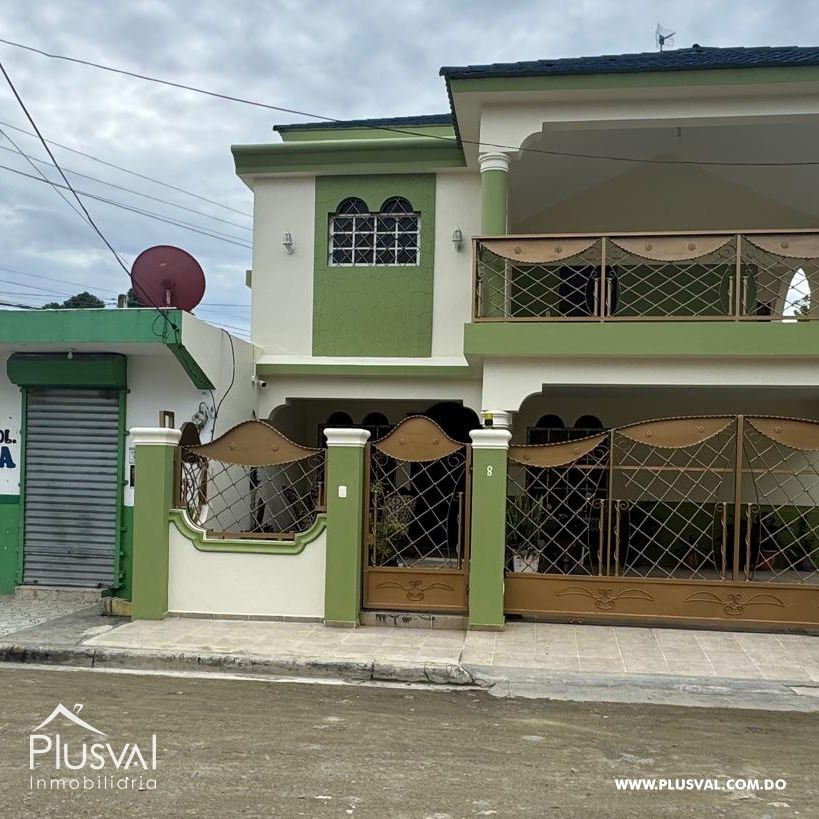 Casa de dos niveles con local comercial Adjunto, La Vega 401185