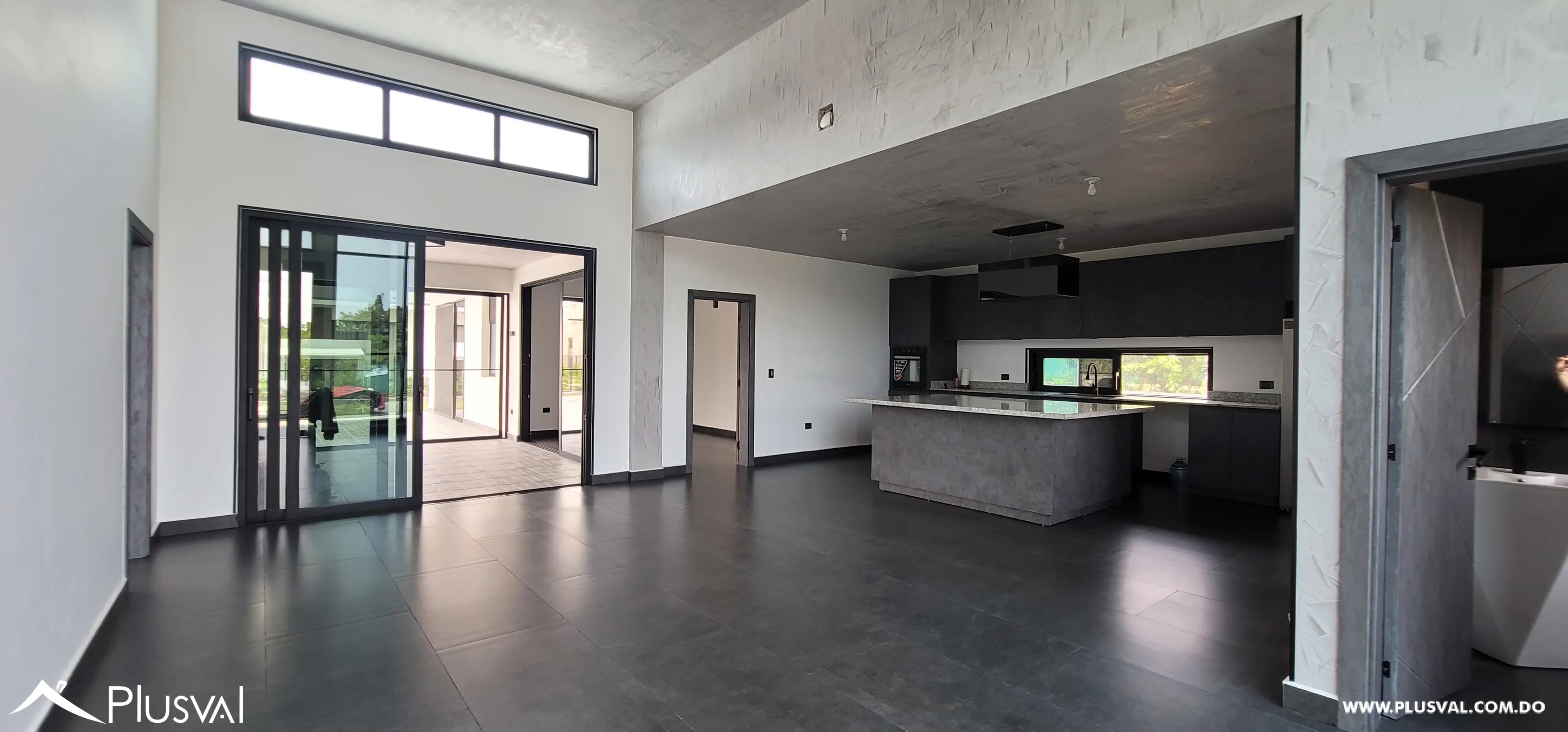 CASA 31 EN CALLE ALMENDRO, PASEO DEL SENDERO 527584