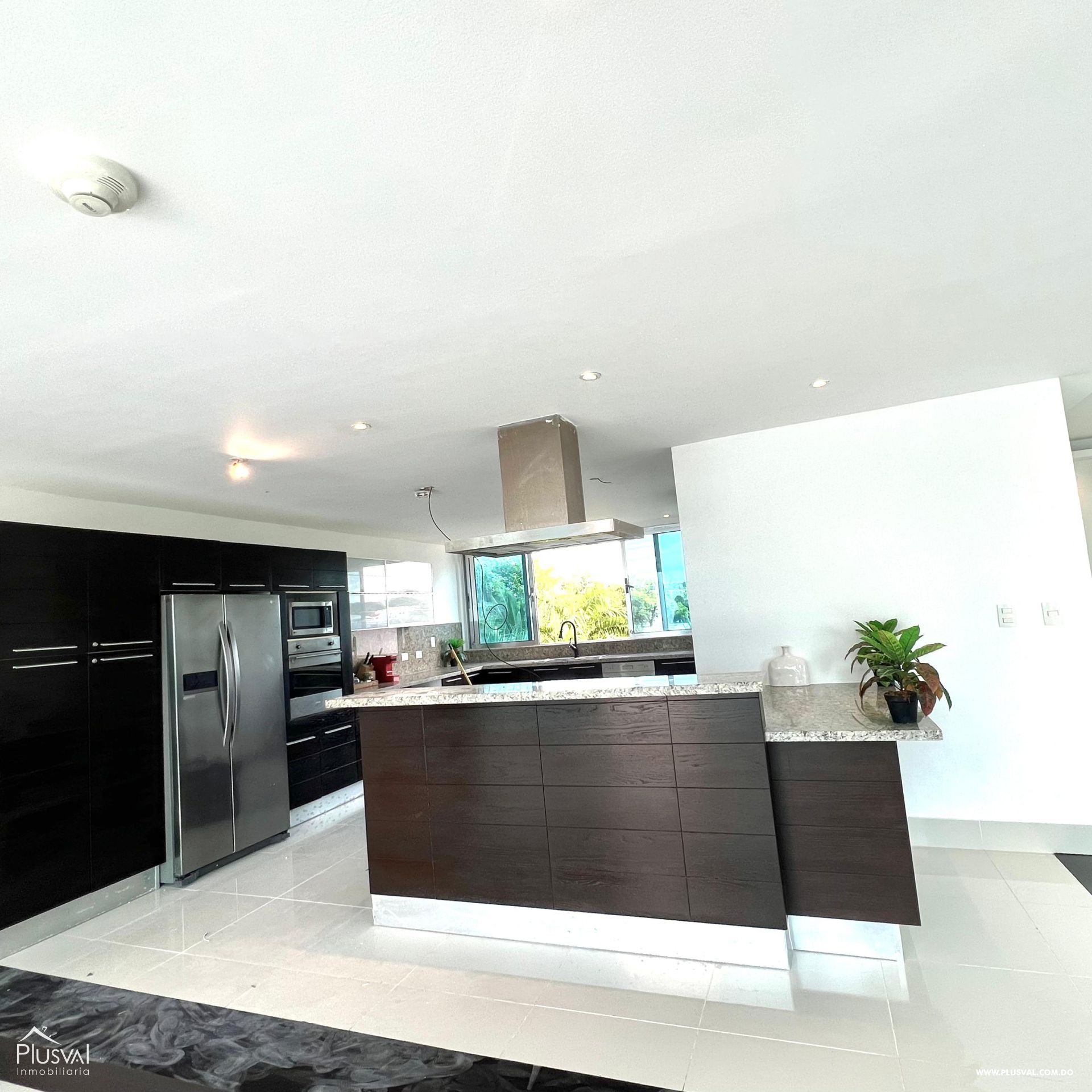 Lujoso Penthouse con vista al mar en proyecto exclusivo. 408574