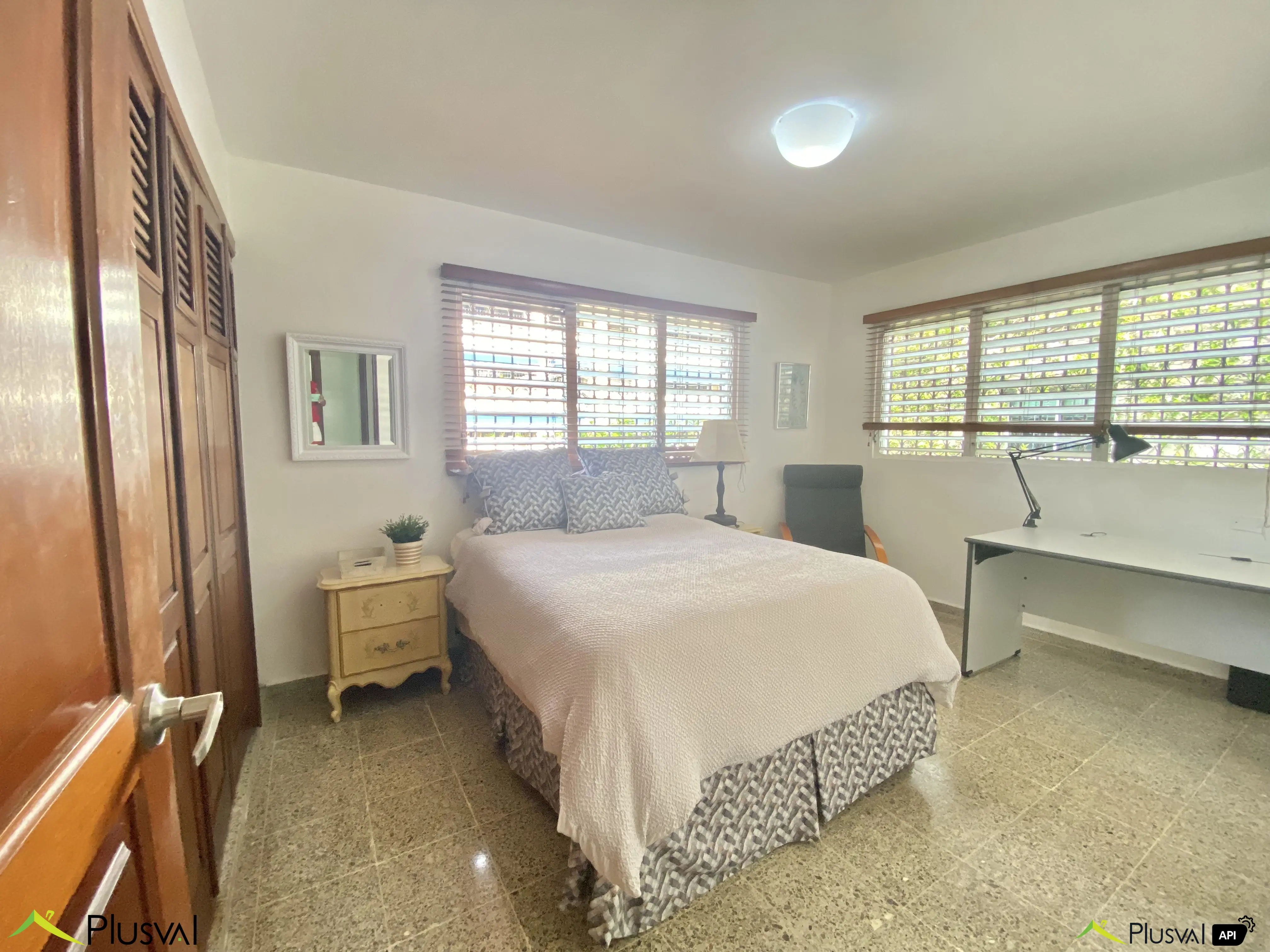 Excelente Apartamento en Alquiler Amueblado 449378