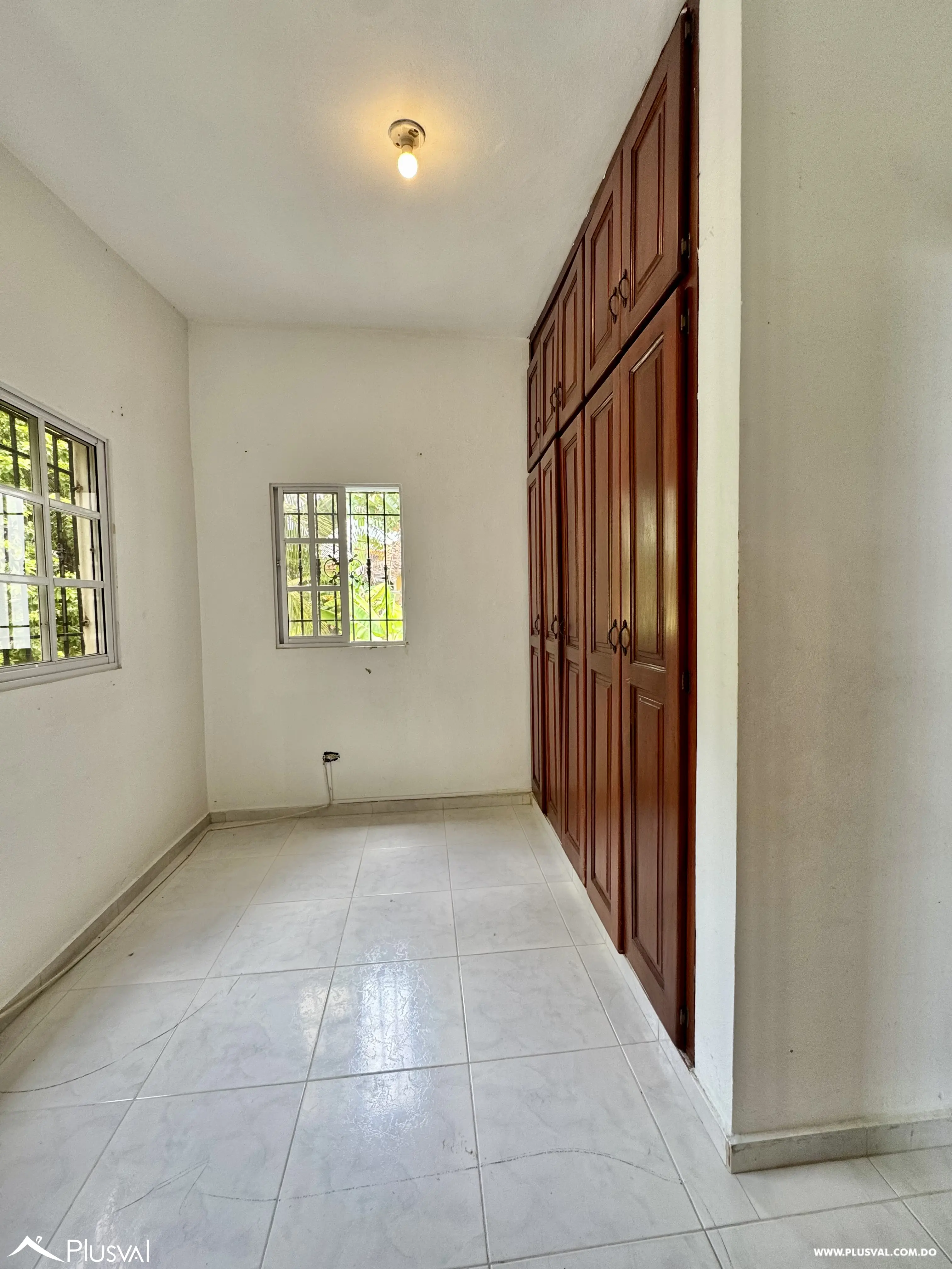 Alquilo Hermosa Casa de 2 Niveles en Resicencial El Ducado- Altos de Arroyo Hondo 518220