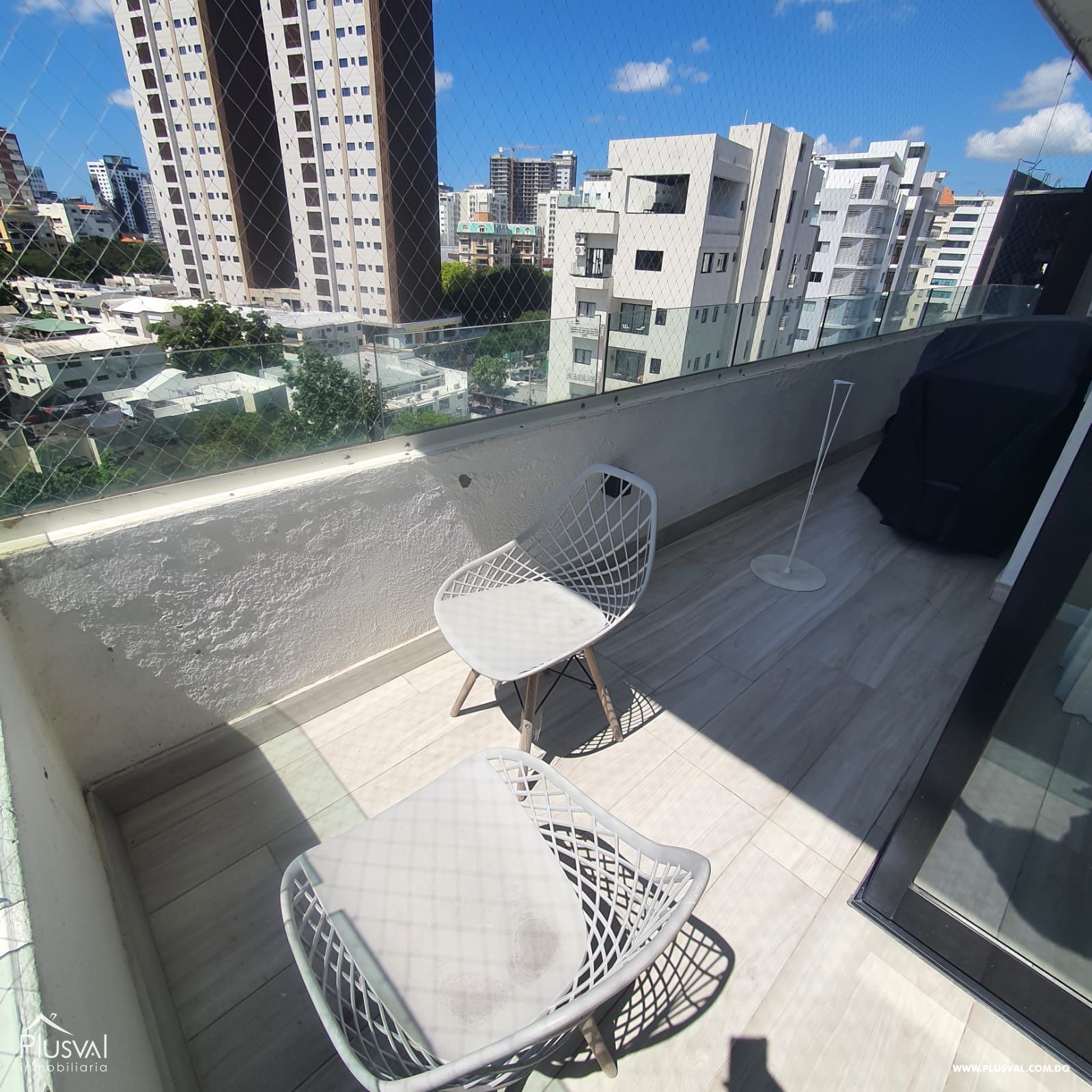Venta de Hermoso Apartamento en Serralles 440309