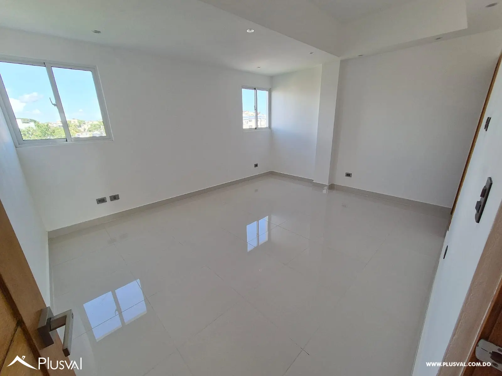 Apartamento en Alquiler de 3 habitaciones en Prado Oriental 458157