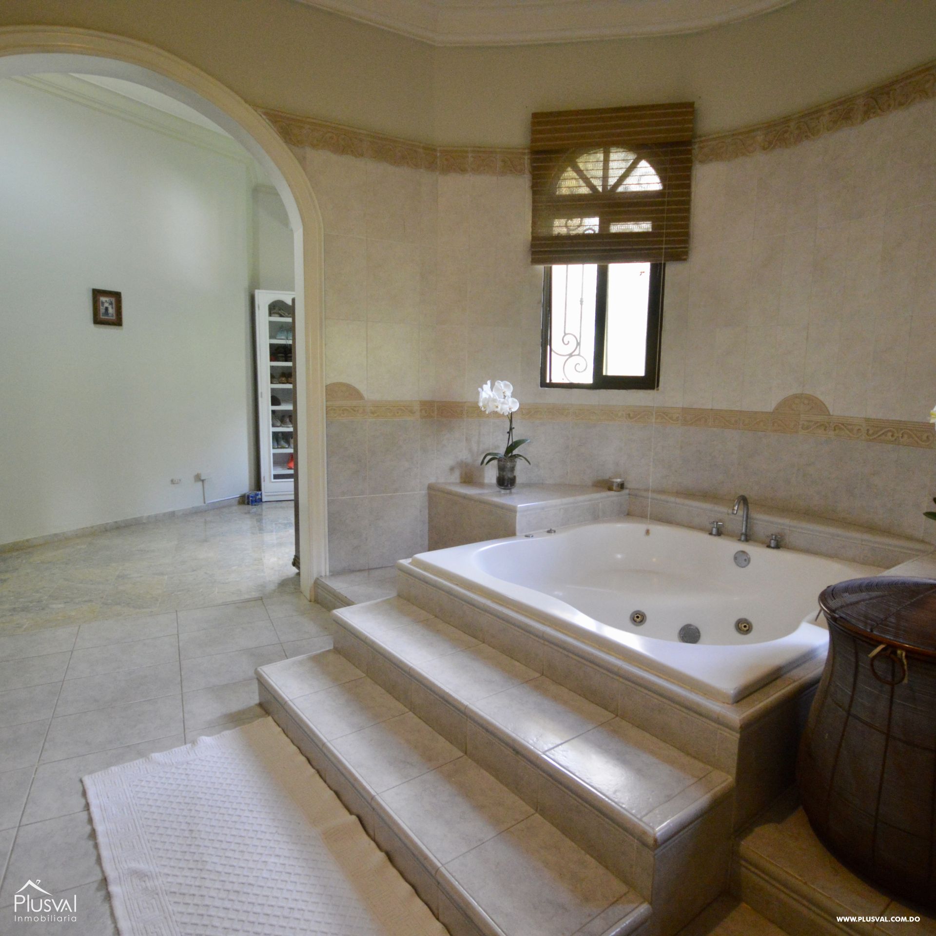 Imponente casa en venta 257842