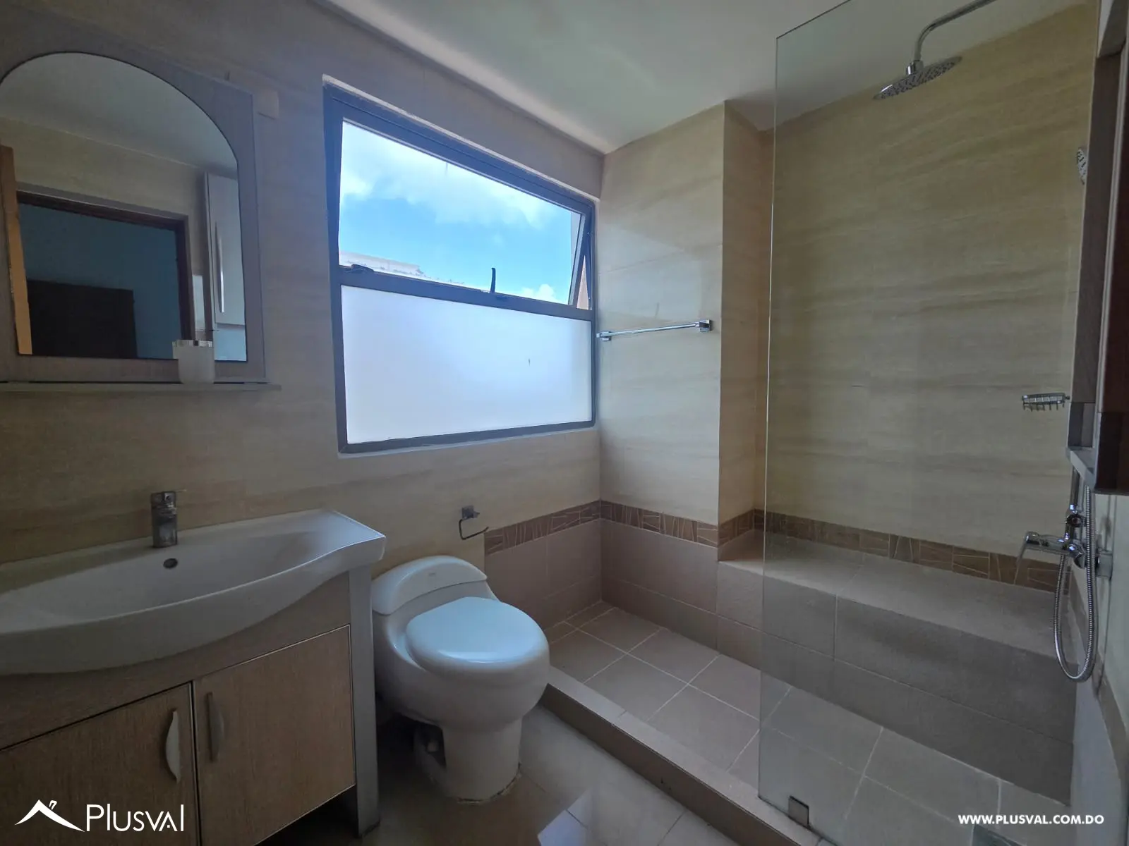 Hermoso apartamento amueblado de 2 habitaciones  en El Vergel 507073