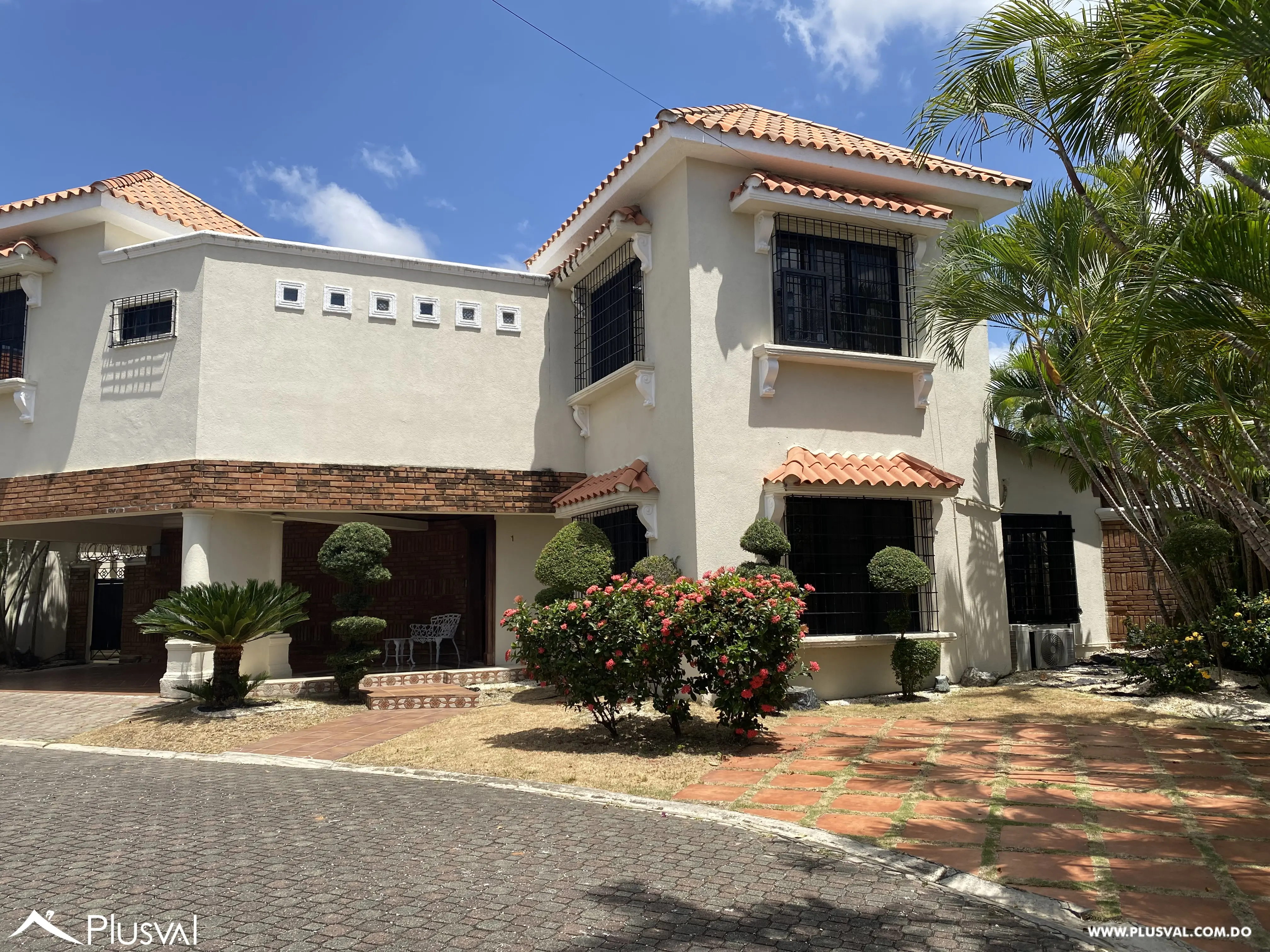 Alquilo Excelente Casa Residencial en Las Praderas 455486