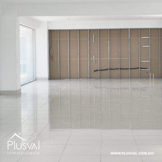 Alquiler de local comercial en Herrera en zona comercial 429700