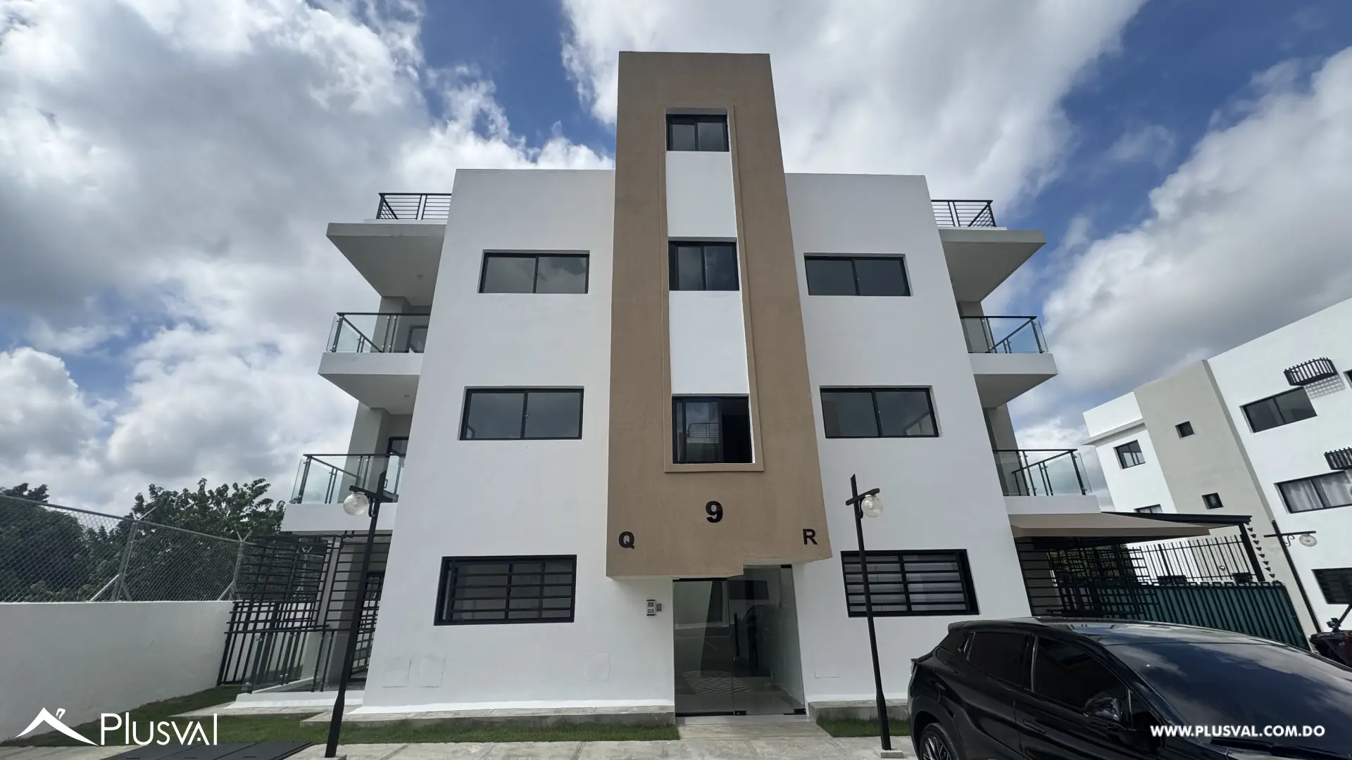 Apartamentos En Renta en la Urb. Jardines del Sur 532564