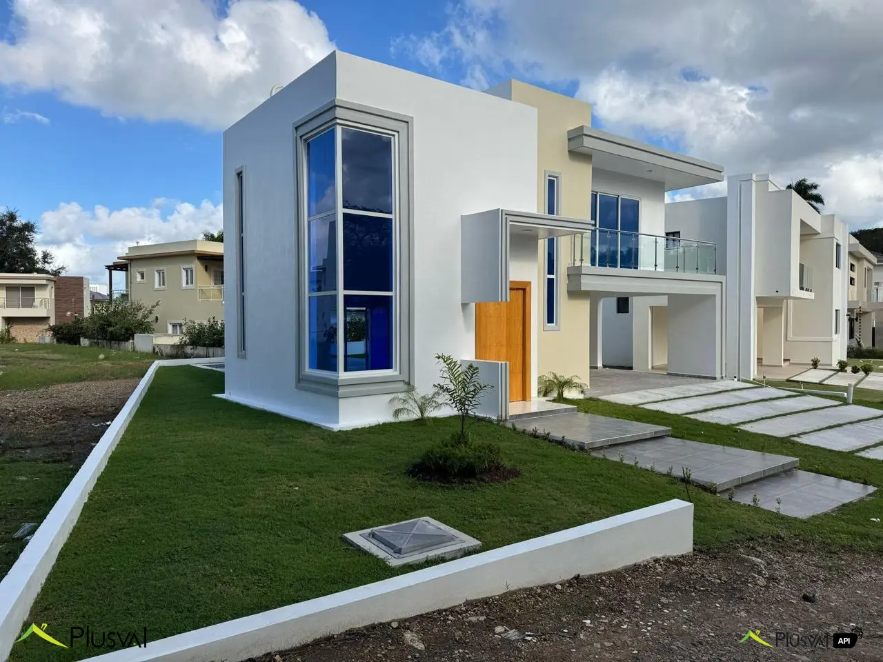 Espectacular Villa de 2 Niveles con Piscina en Sector Exclusivo | Puerto Plata 448820