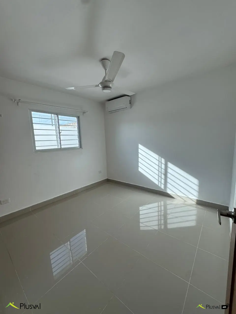 Primer piso con Patio y picuzzi. 448399