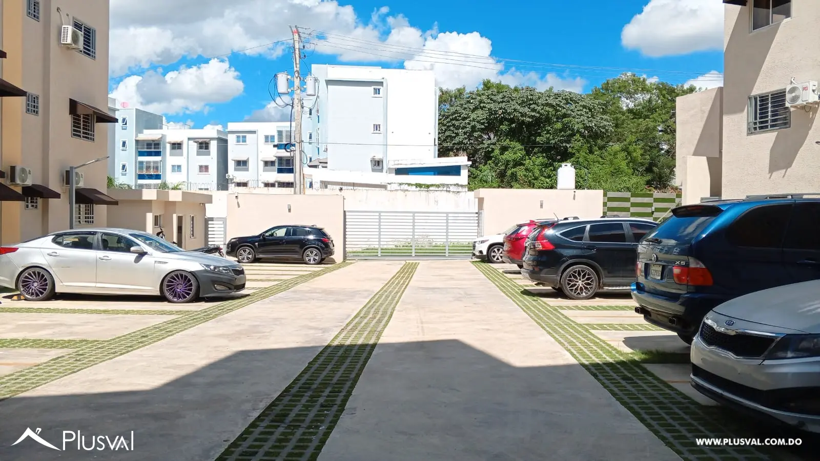 Espacioso Apartamento en Venta en Colinas del Arroyo II 467864