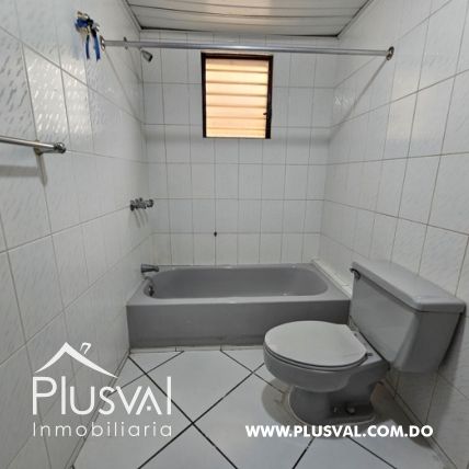 Apartamento con terraza en venta, Evaristo Morales de 3 habitaciones 399140