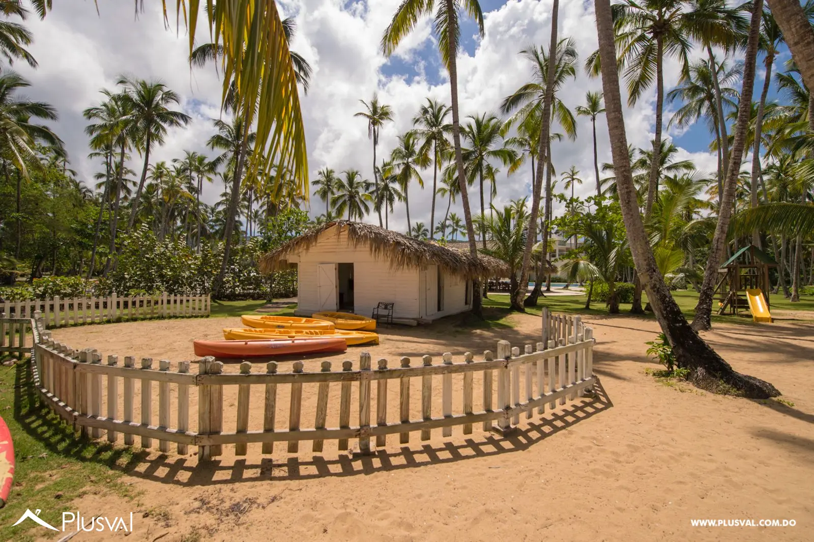 Hermoso apartamento con terraza en Coson en primera linea de playa 482393