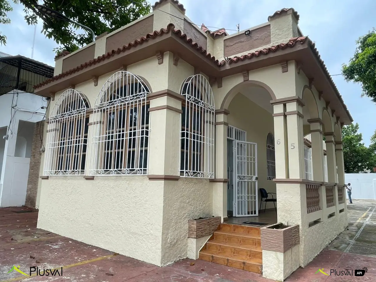 Se alquila local comercial en el corazón de Gazcue 449496