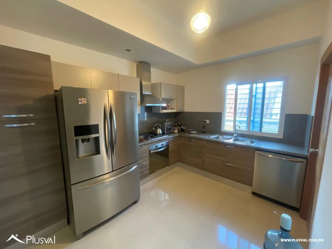 Hermoso apartamento en venta en Evaristo Morales 482999