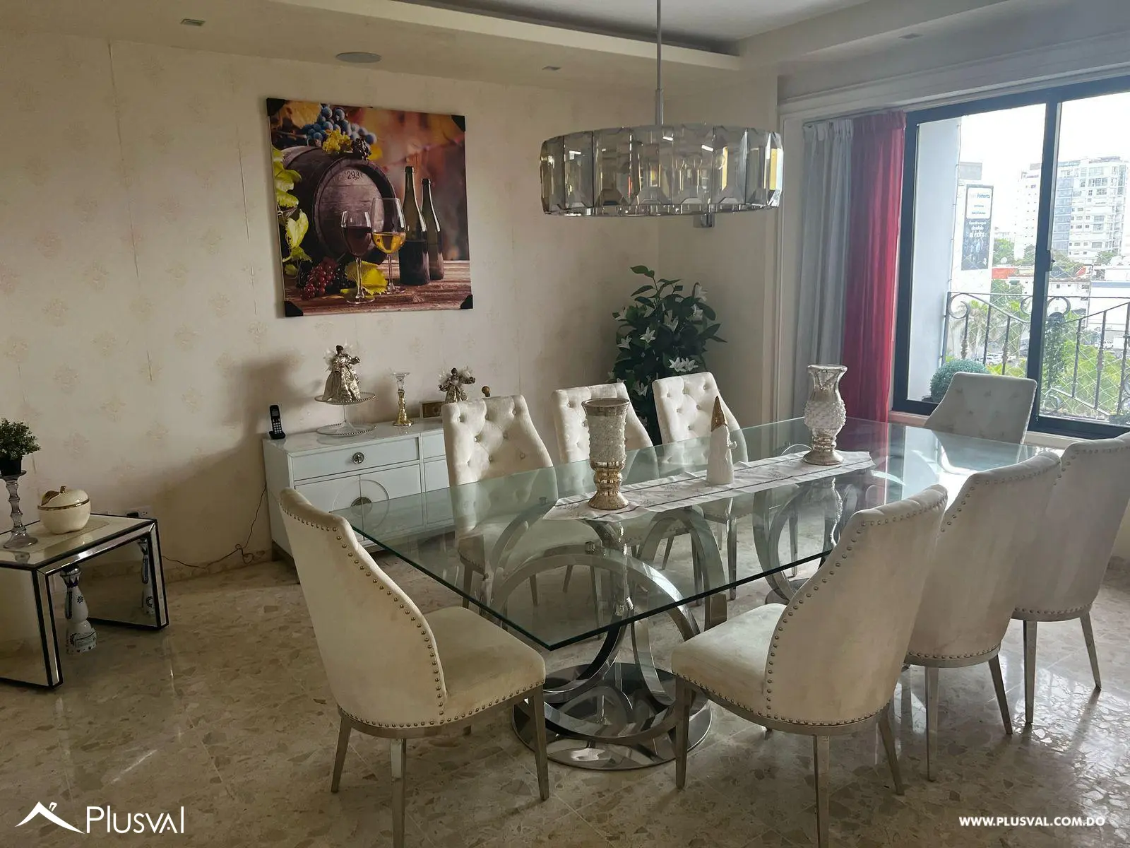 Amplio Apartamento en Venta de 4 Habitaciones en Evaristo Morales 477625