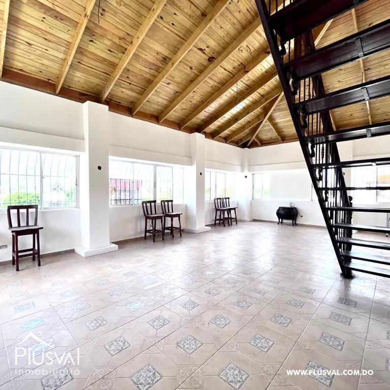 Amplio Penthouse en venta en Alma Rosa I 321428