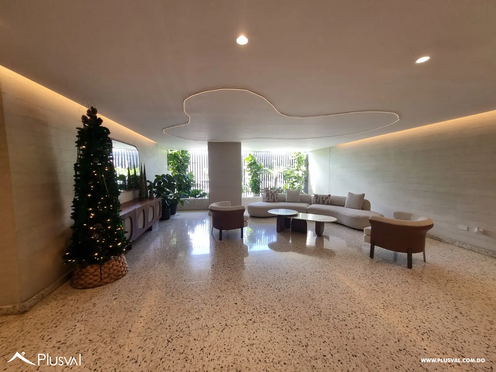 Apartamento en venta en Piantini piso 11 vista parcial al mar 504026