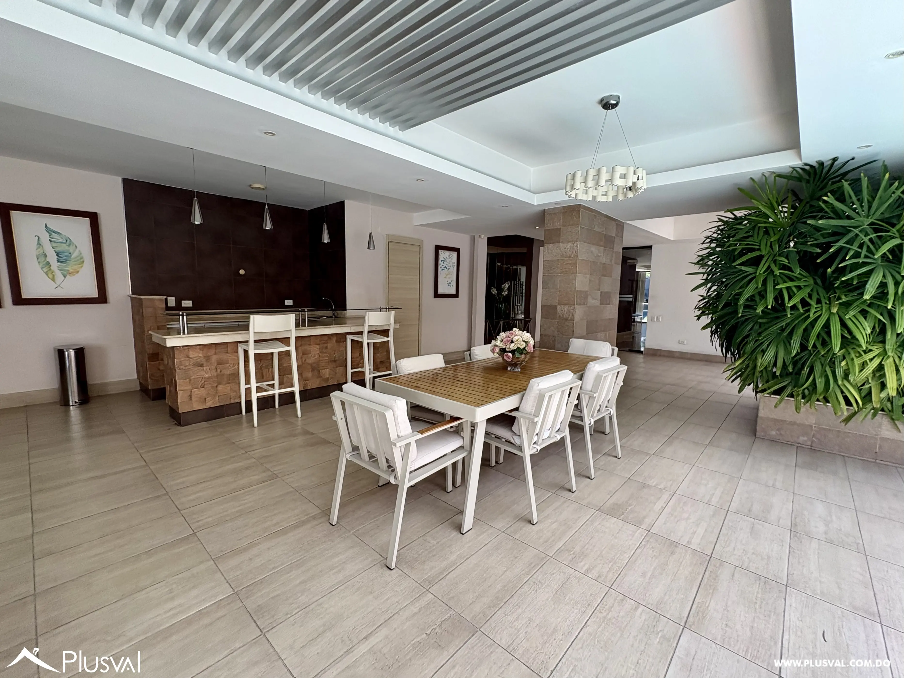 Apartamento en alquiler amueblado de 3 habitaciones y 3.5 baños en Piantini 467353