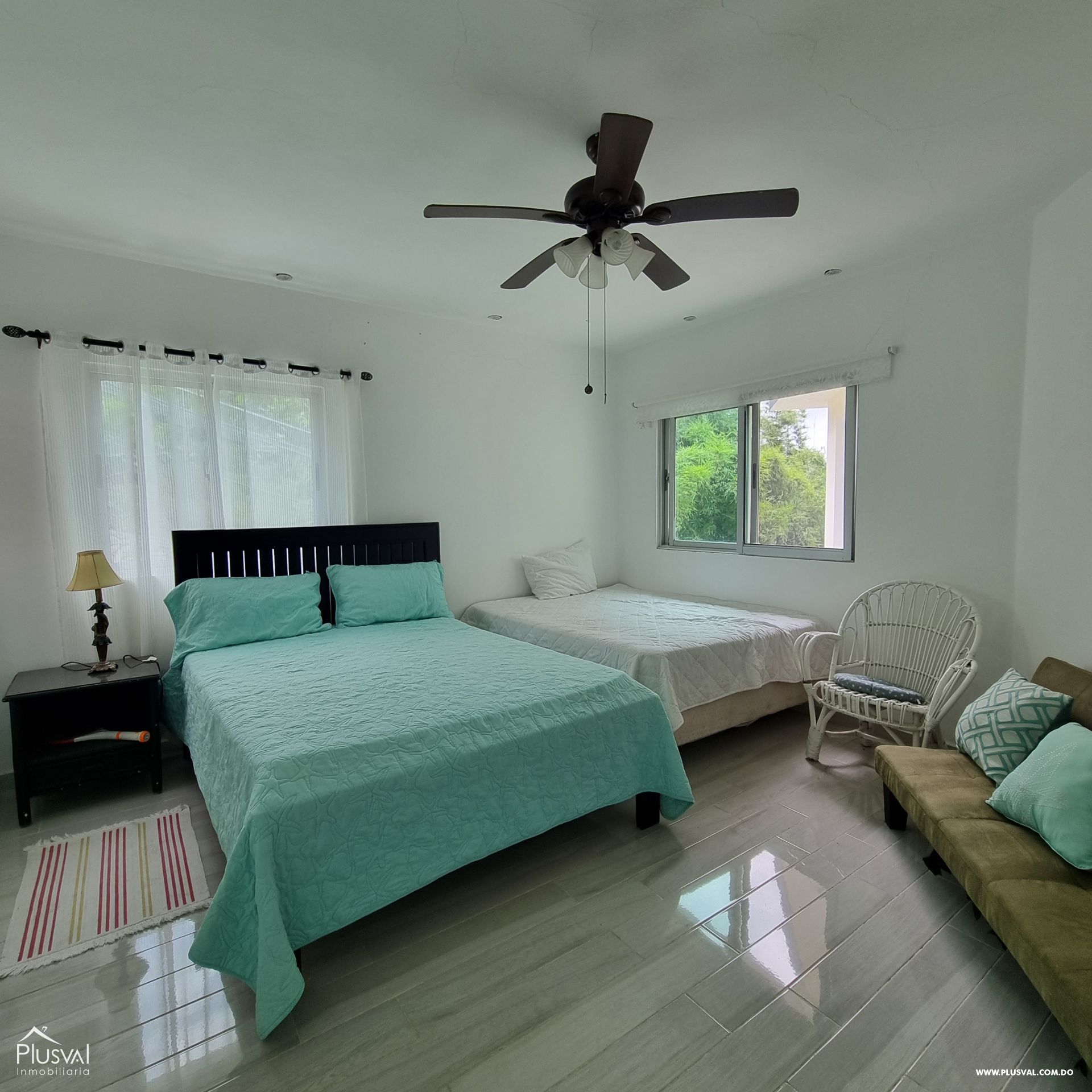 Villa de Tres Niveles en La Colonia, San Cristobal 365613