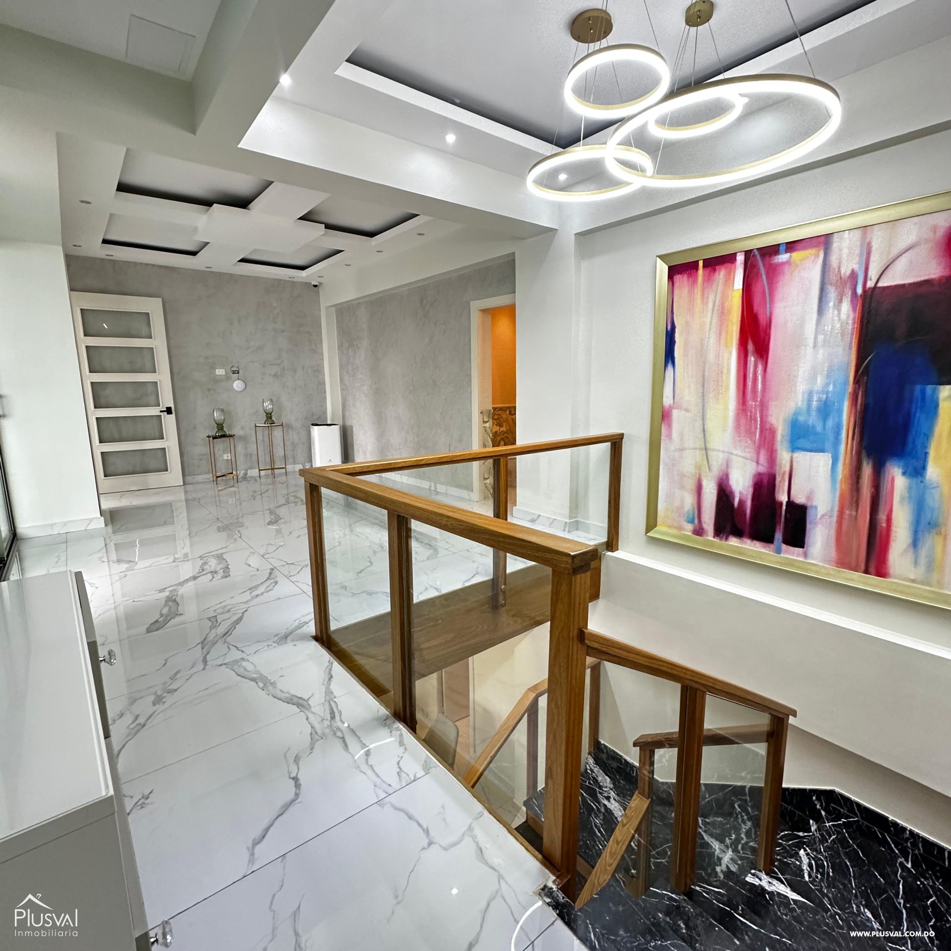 Vendo amueblado amplio y elegante penthouse en Alma Rosa I 393252