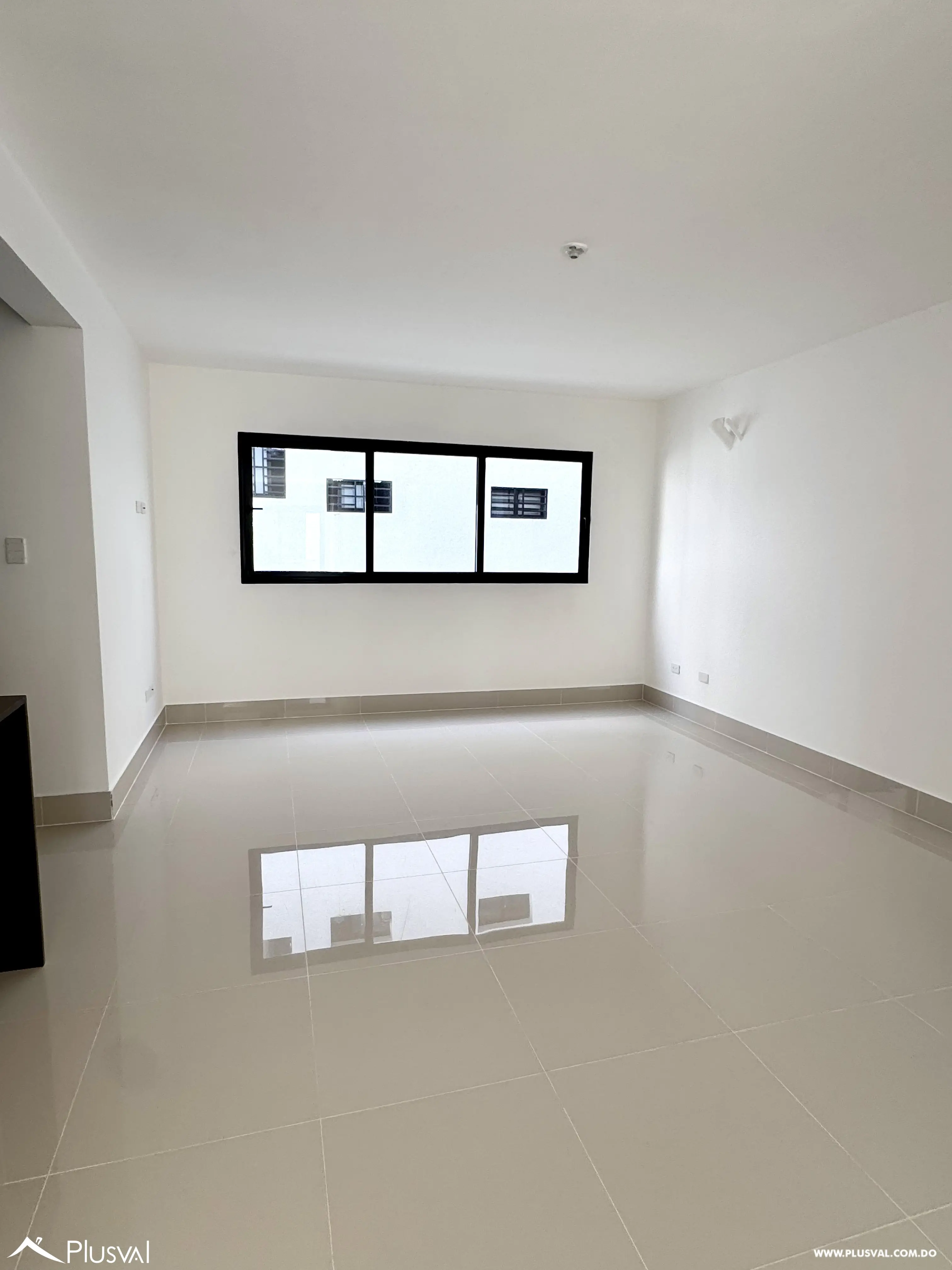 Amplio y Moderno Apartamento en Venta Ubicado en Zona Céntrica de Santiago 508454