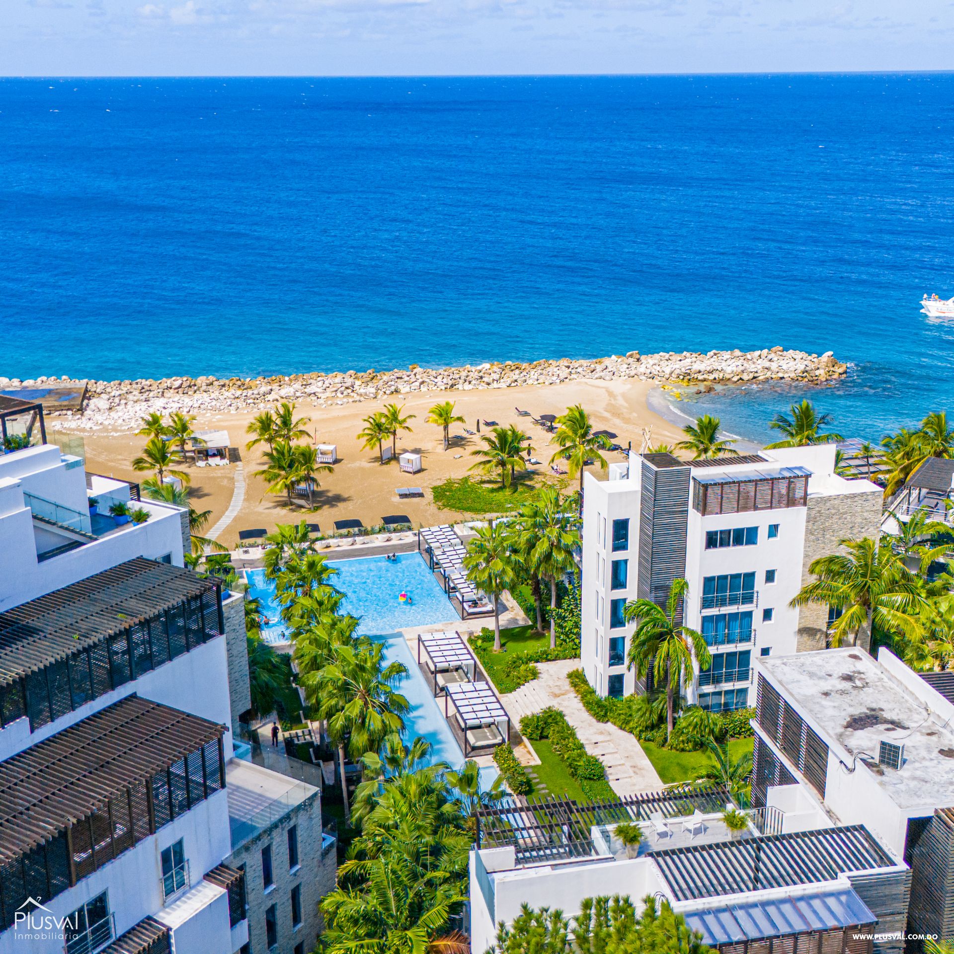 Exclusivos Apartamento de 3 Habitaciones en Proyecto Cerrado Frente al Mar. 439581