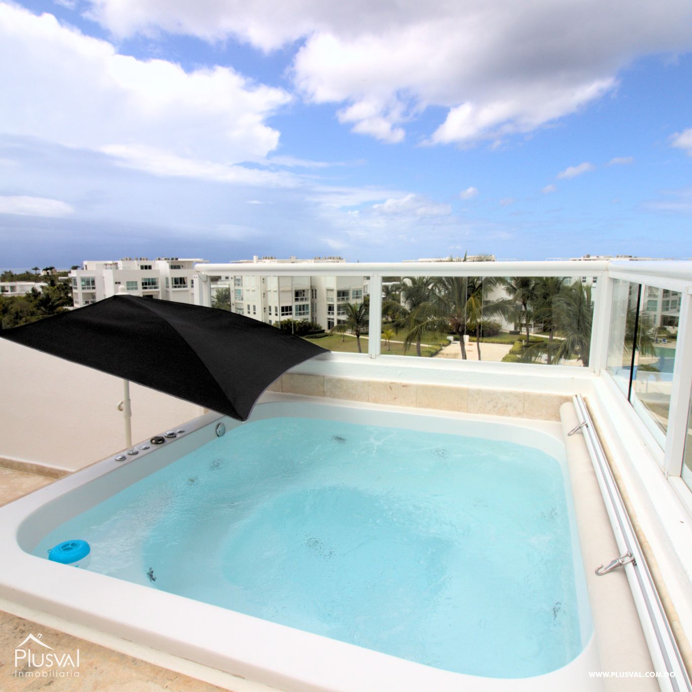 Penthouse en La Ensenada Beach Residences Golf & Marina - Playa Nueva Romana 271568